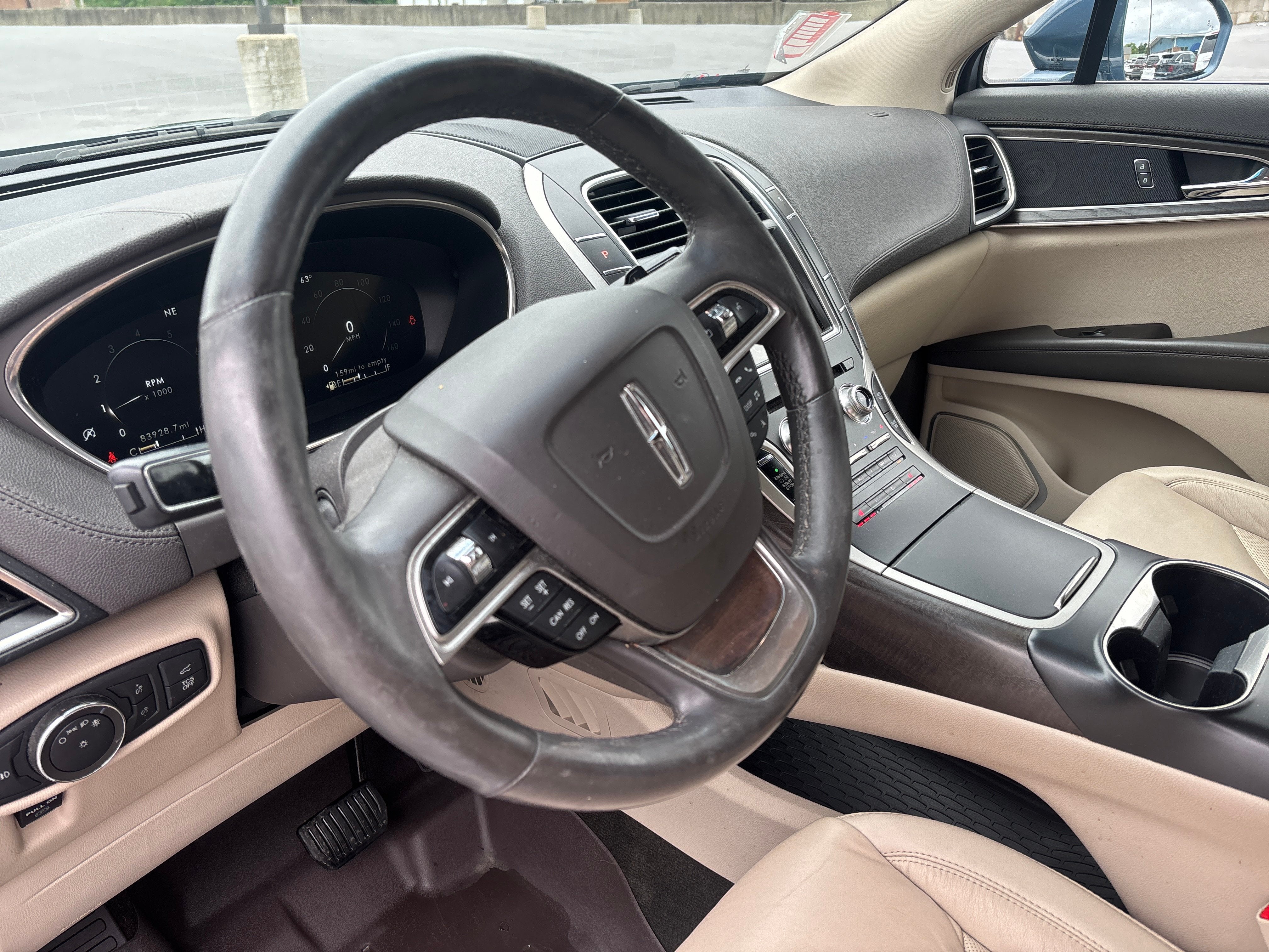 2019 Lincoln Nautilus Select