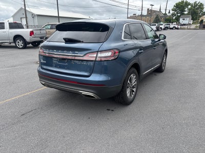 2019 Lincoln Nautilus Select