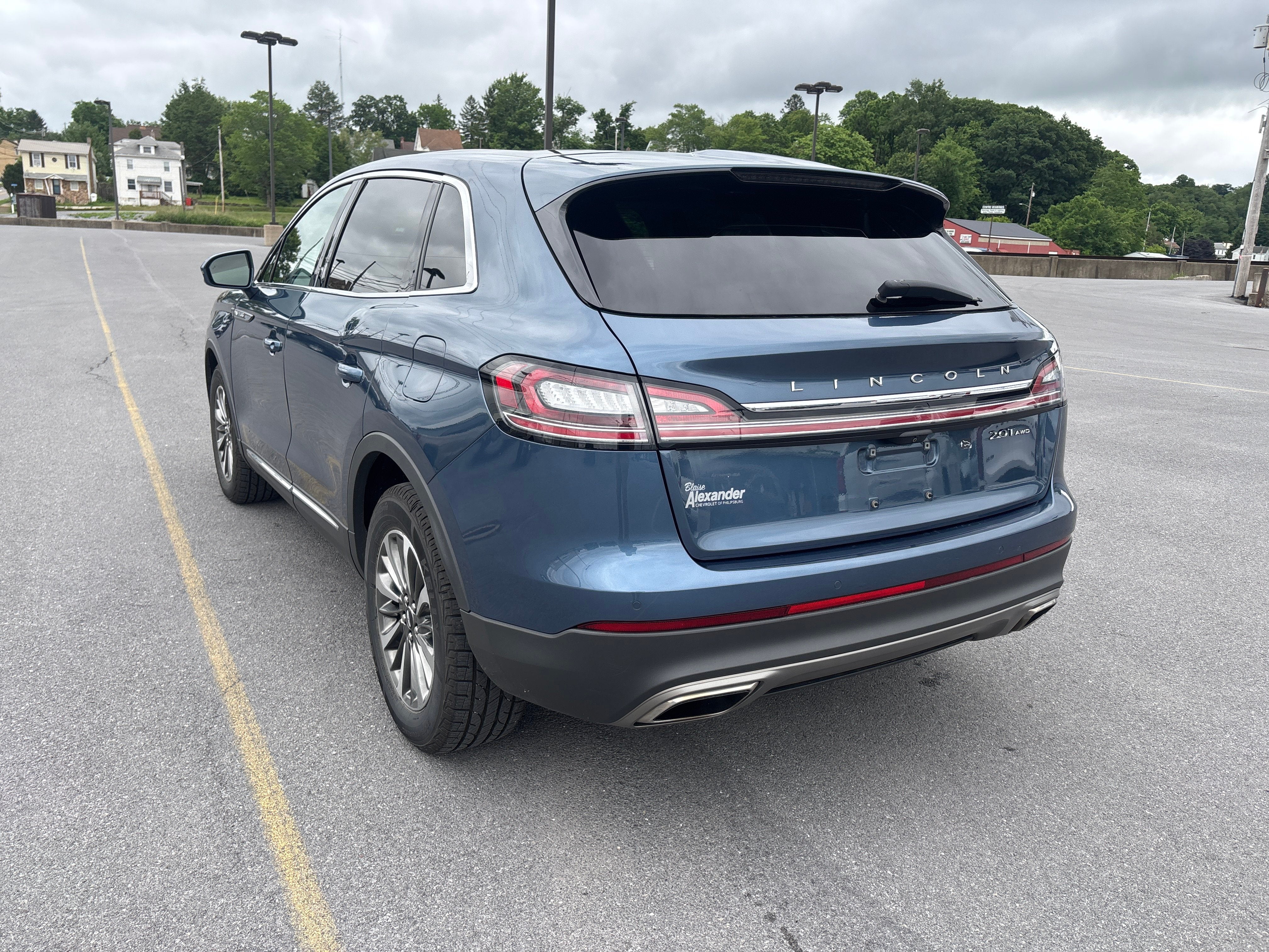 2019 Lincoln Nautilus Select