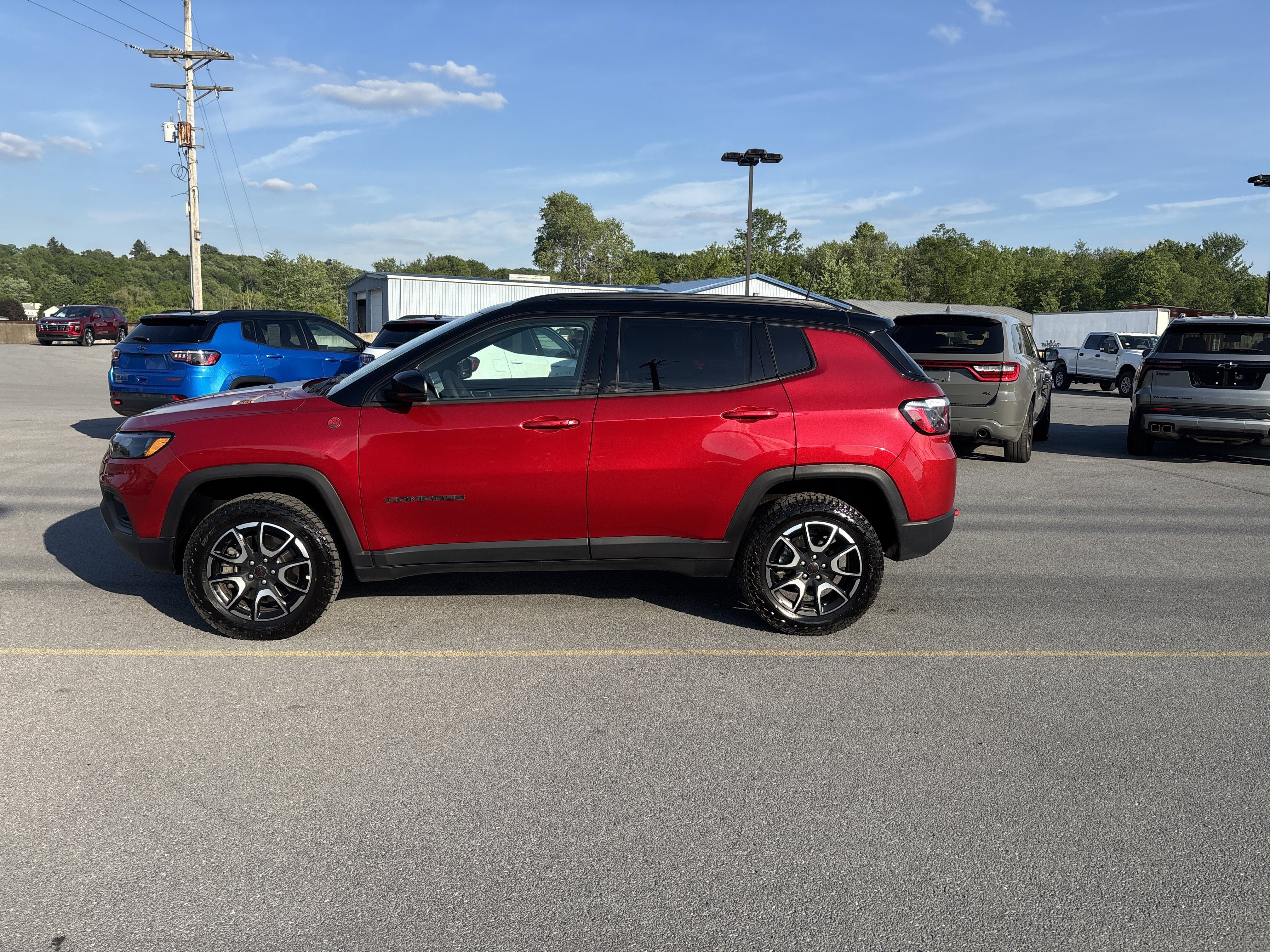 2025 Jeep Compass Trailhawk