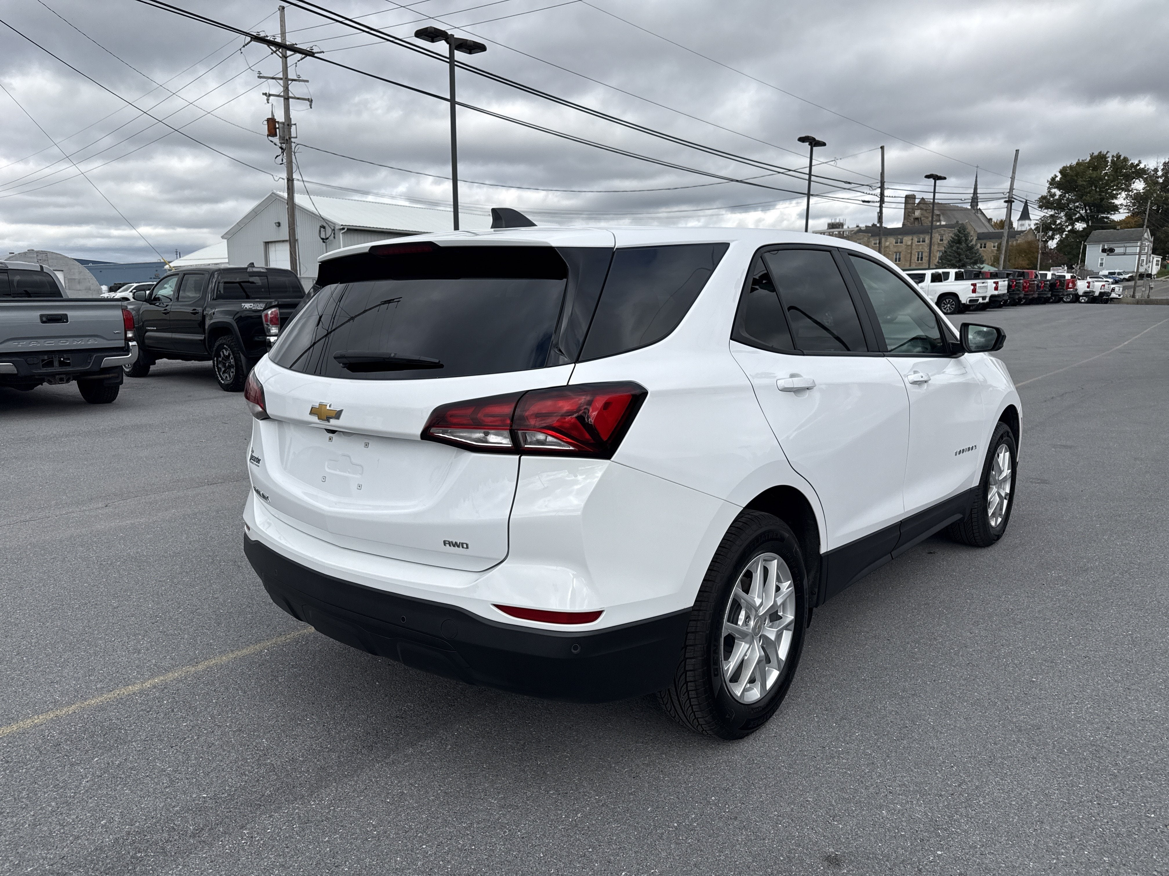 2024 Chevrolet Equinox LS