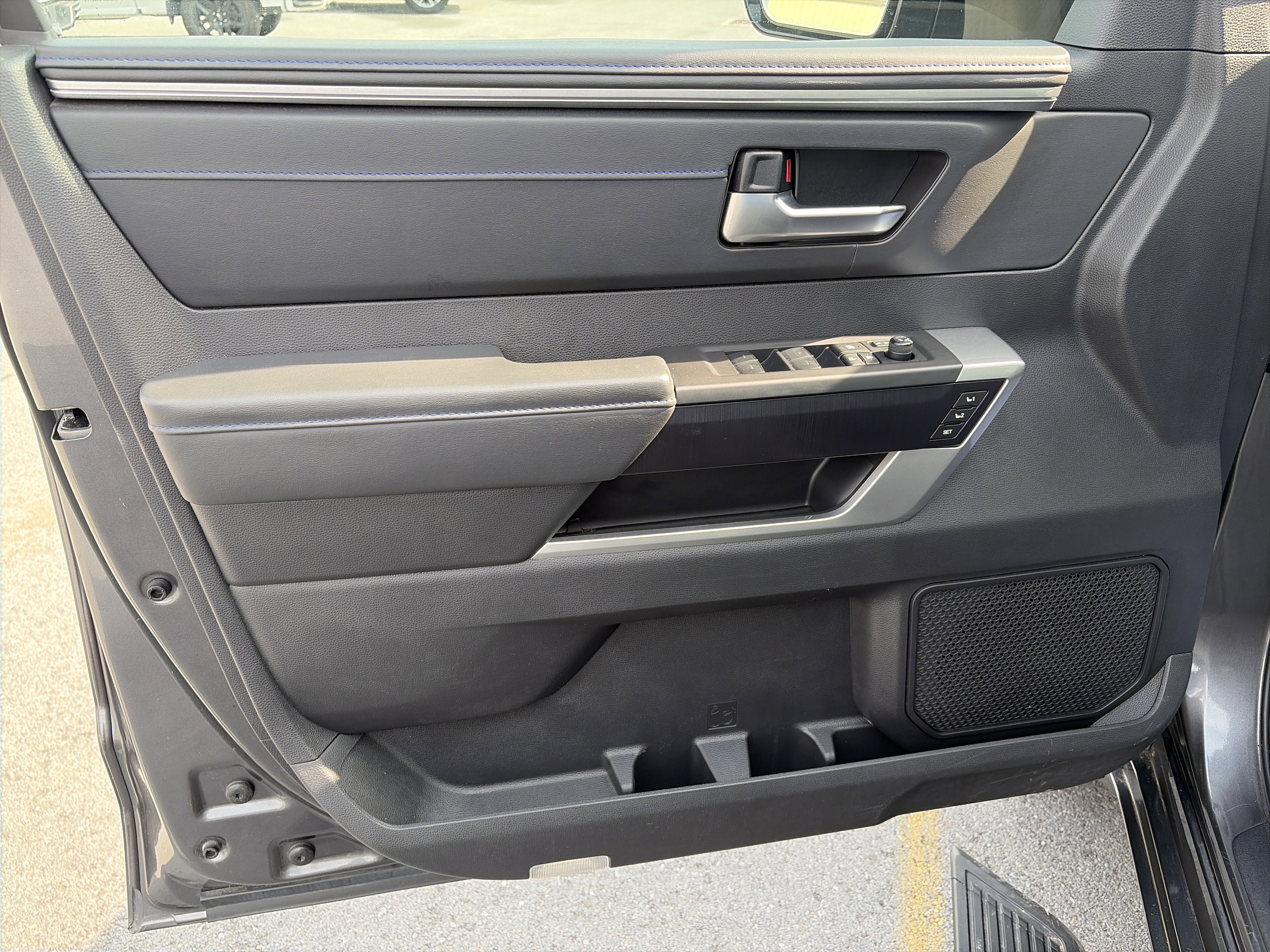 2024 Toyota Tundra 4WD Platinum Hybrid