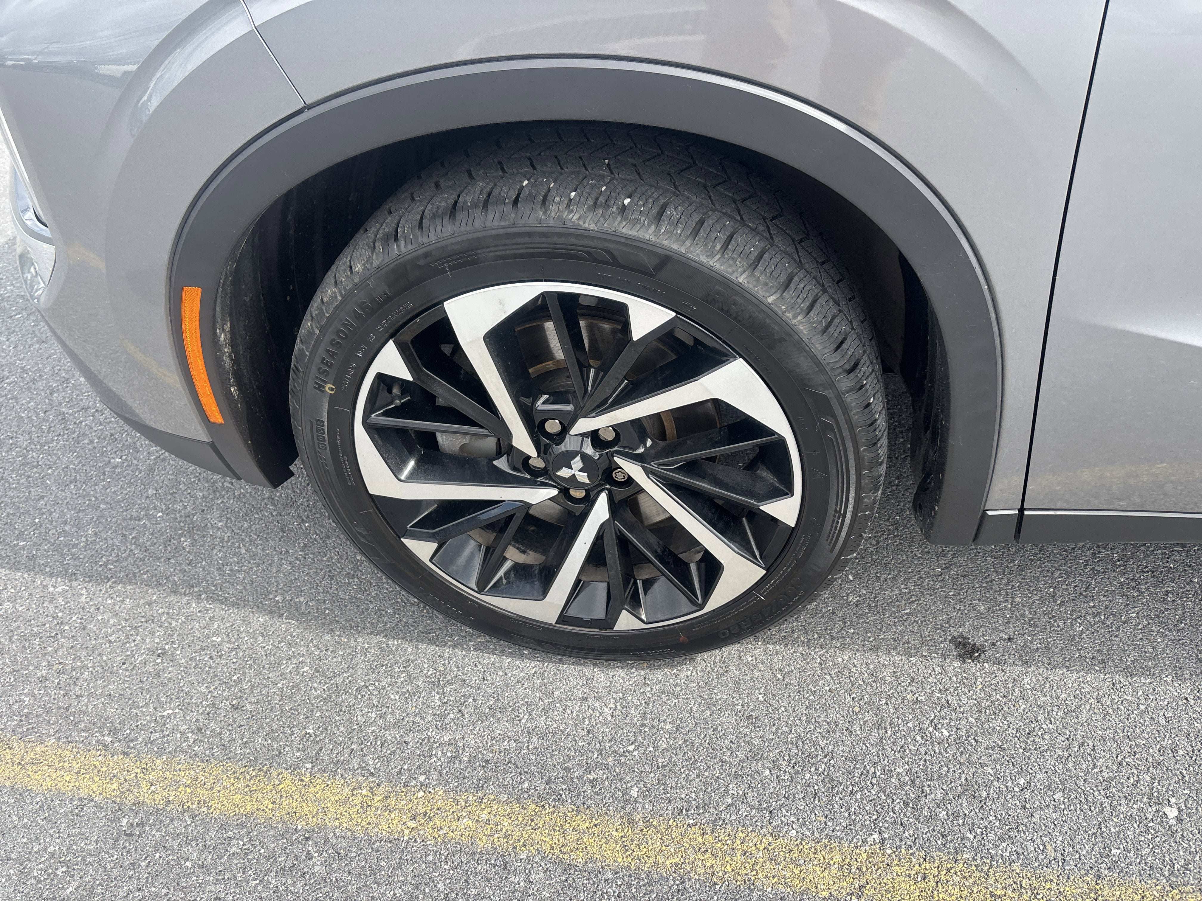 2022 Mitsubishi Outlander SE