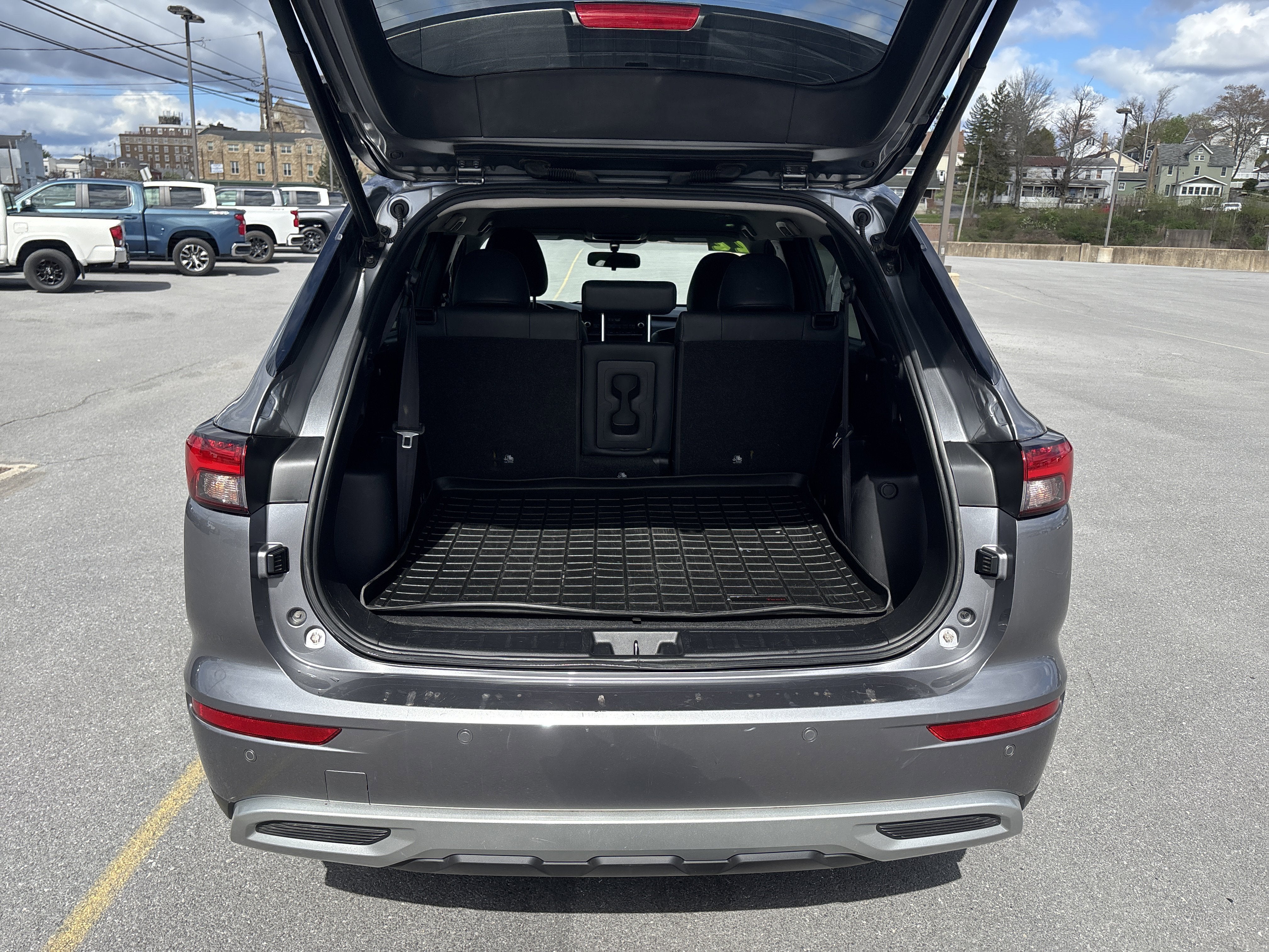 2022 Mitsubishi Outlander SE