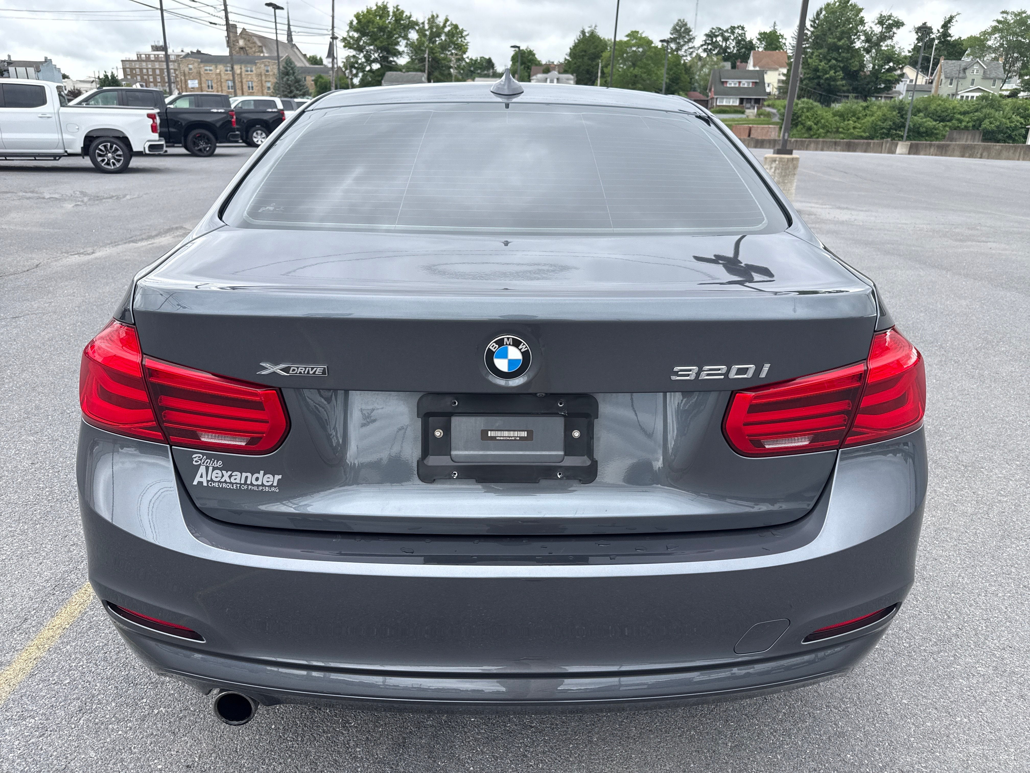 2018 BMW 3 Series 320i xDrive