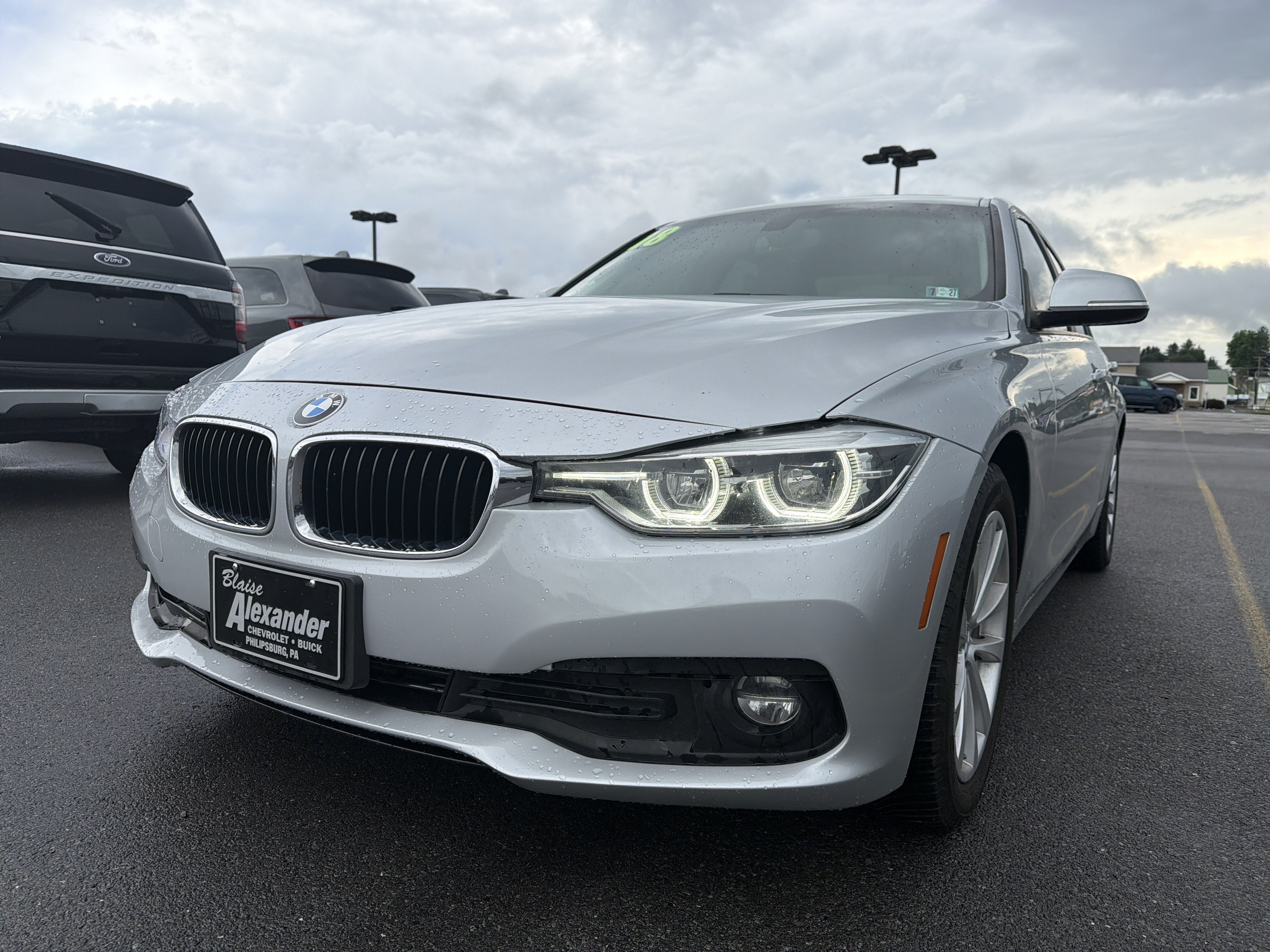2018 BMW 3 Series 320i xDrive