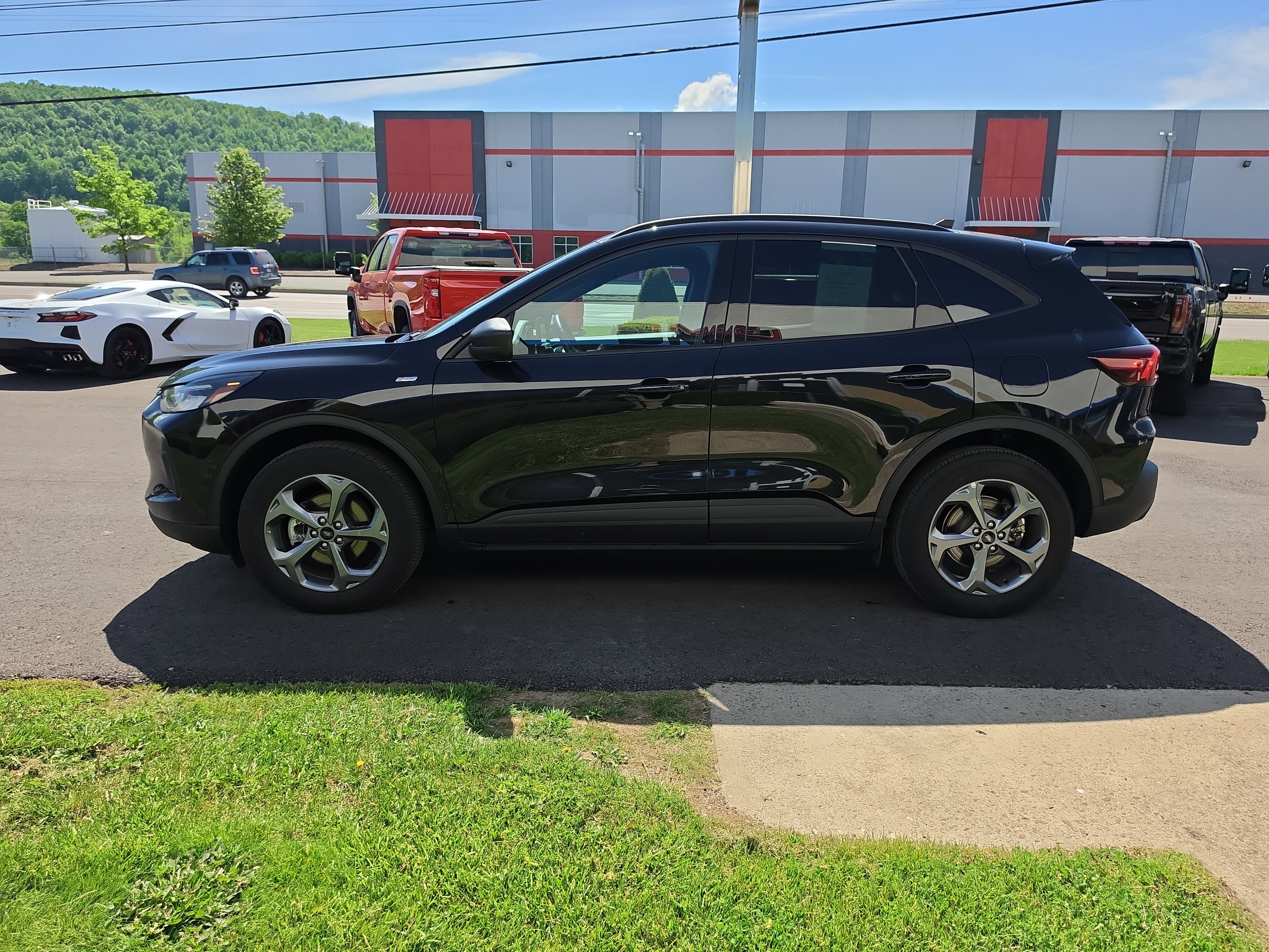 2025 Ford Escape ST-Line