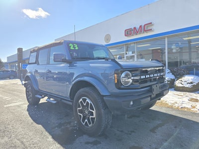 2023 Ford Bronco Base