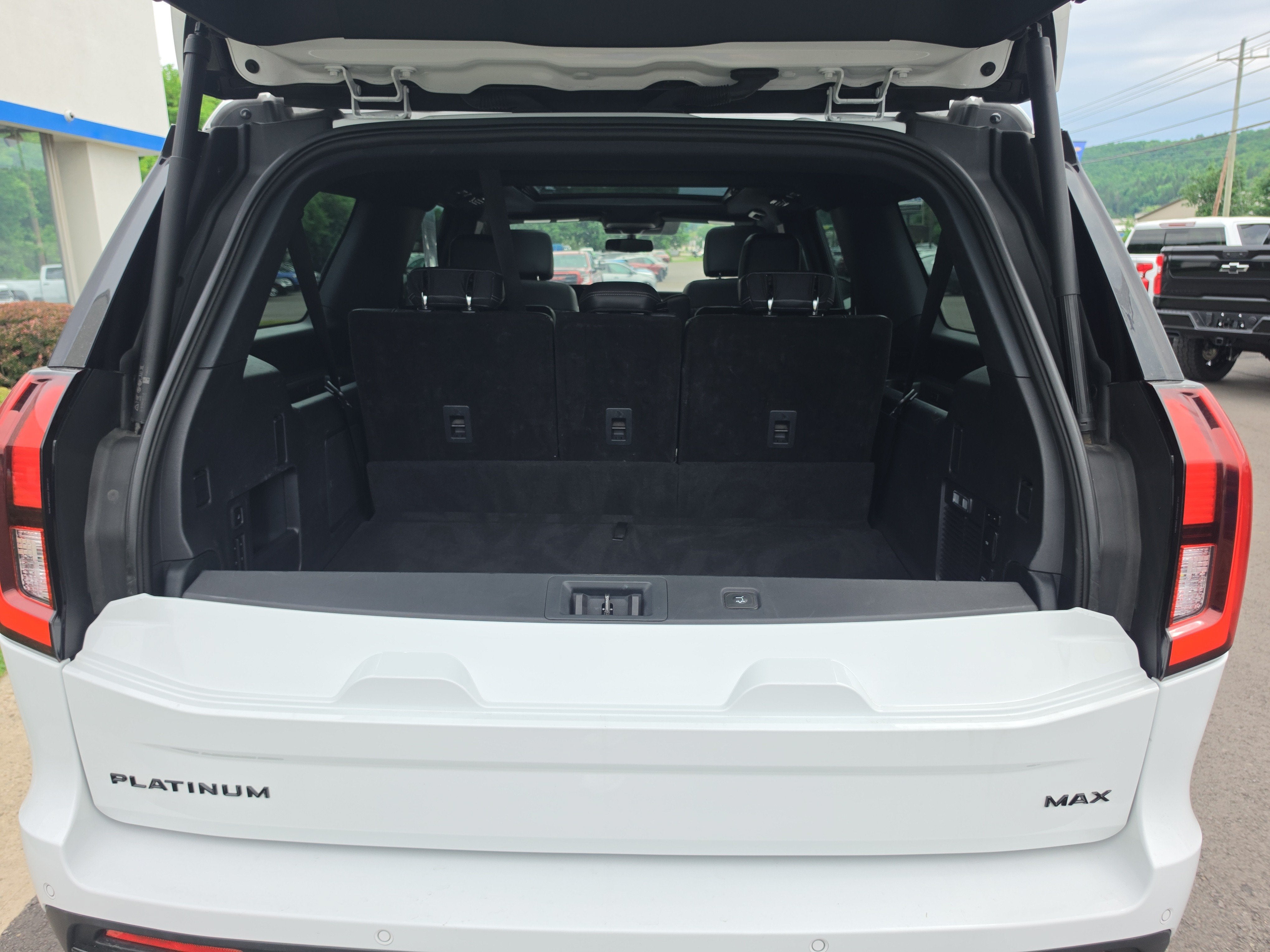 2025 Ford Expedition Max Platinum