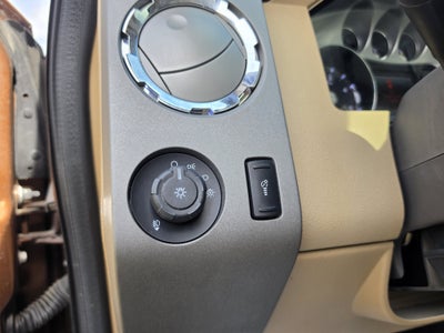 2011 Ford Super Duty F-350 DRW XL