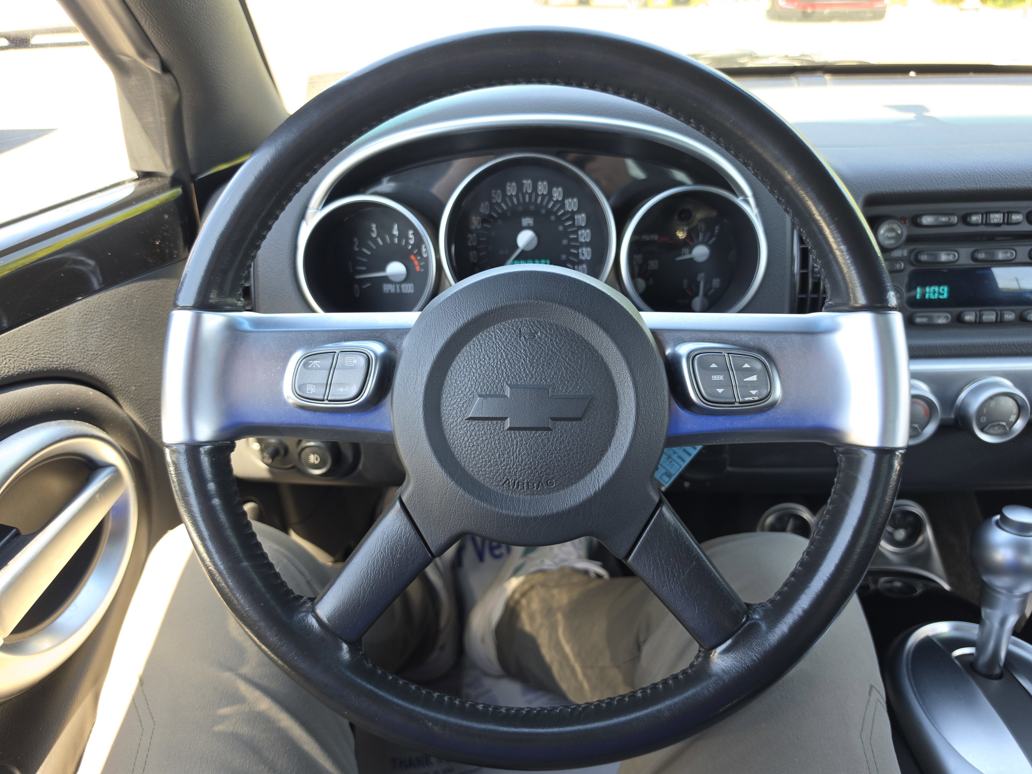 2004 Chevrolet SSR LS