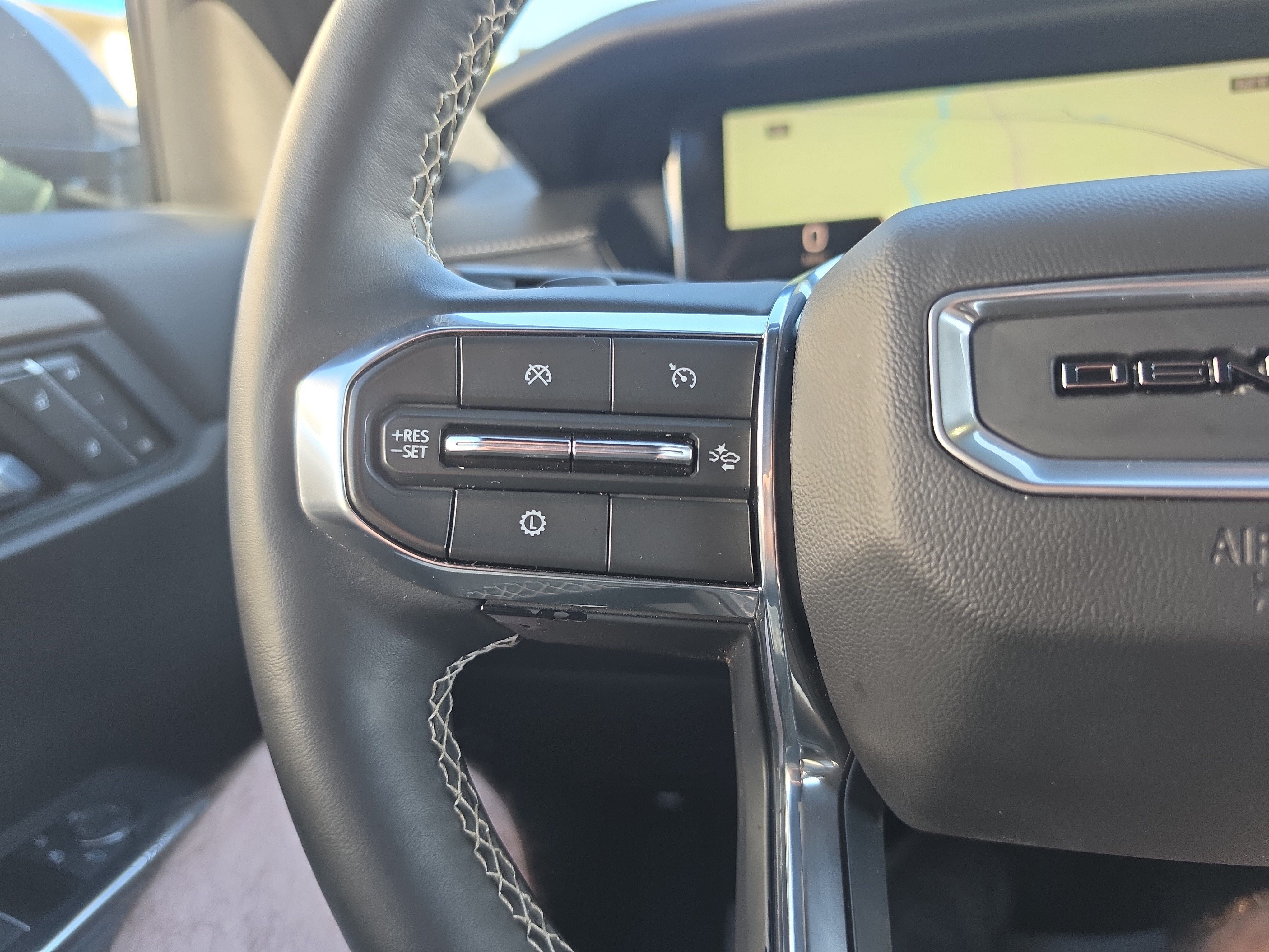 2025 GMC Acadia Denali