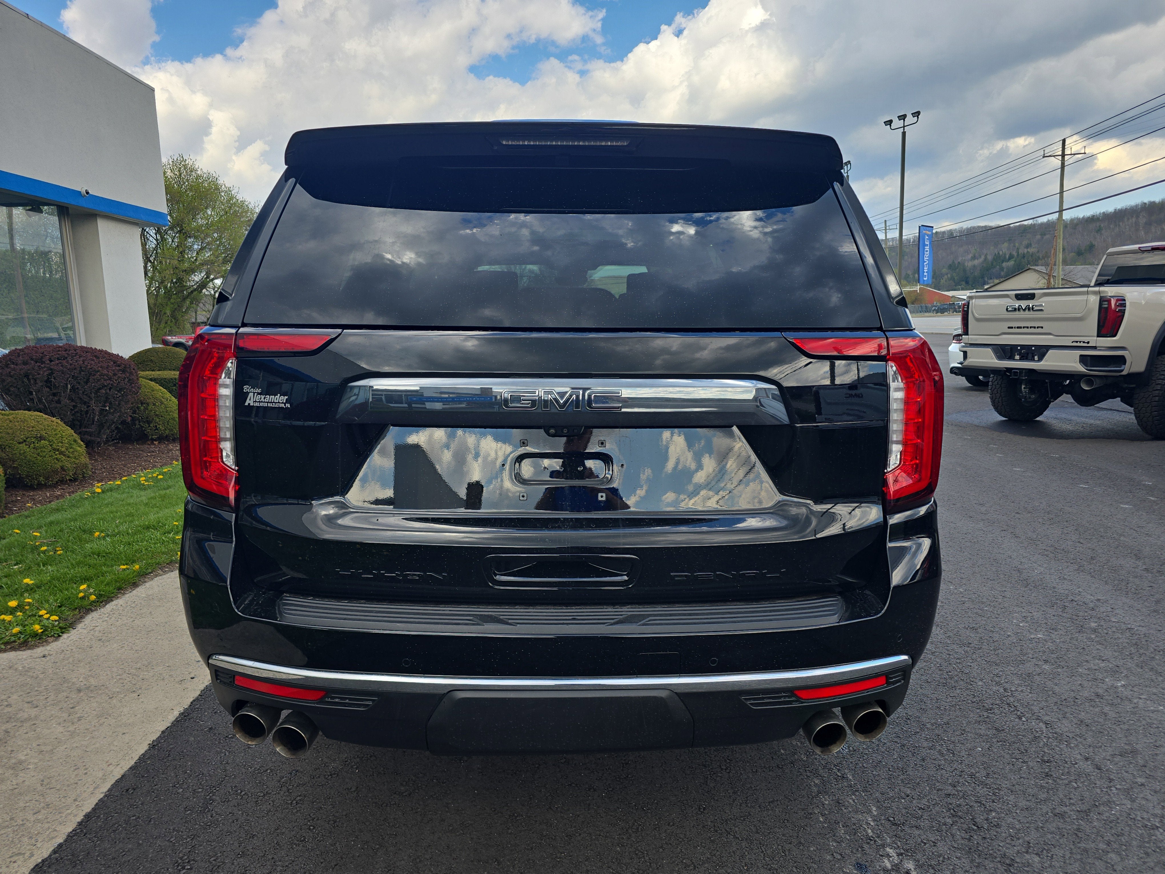 2023 GMC Yukon XL Denali Ultimate