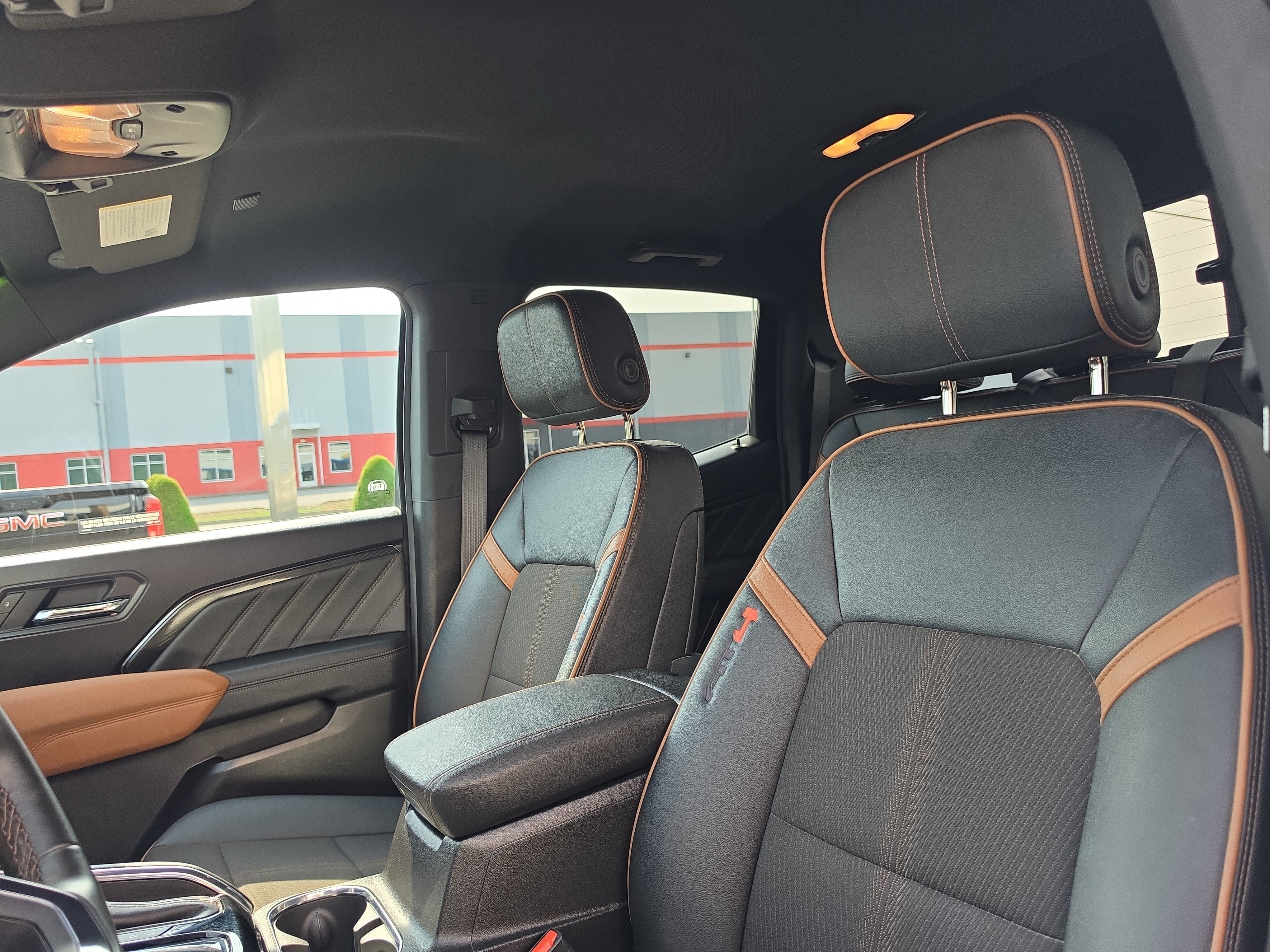 2025 GMC Canyon AT4