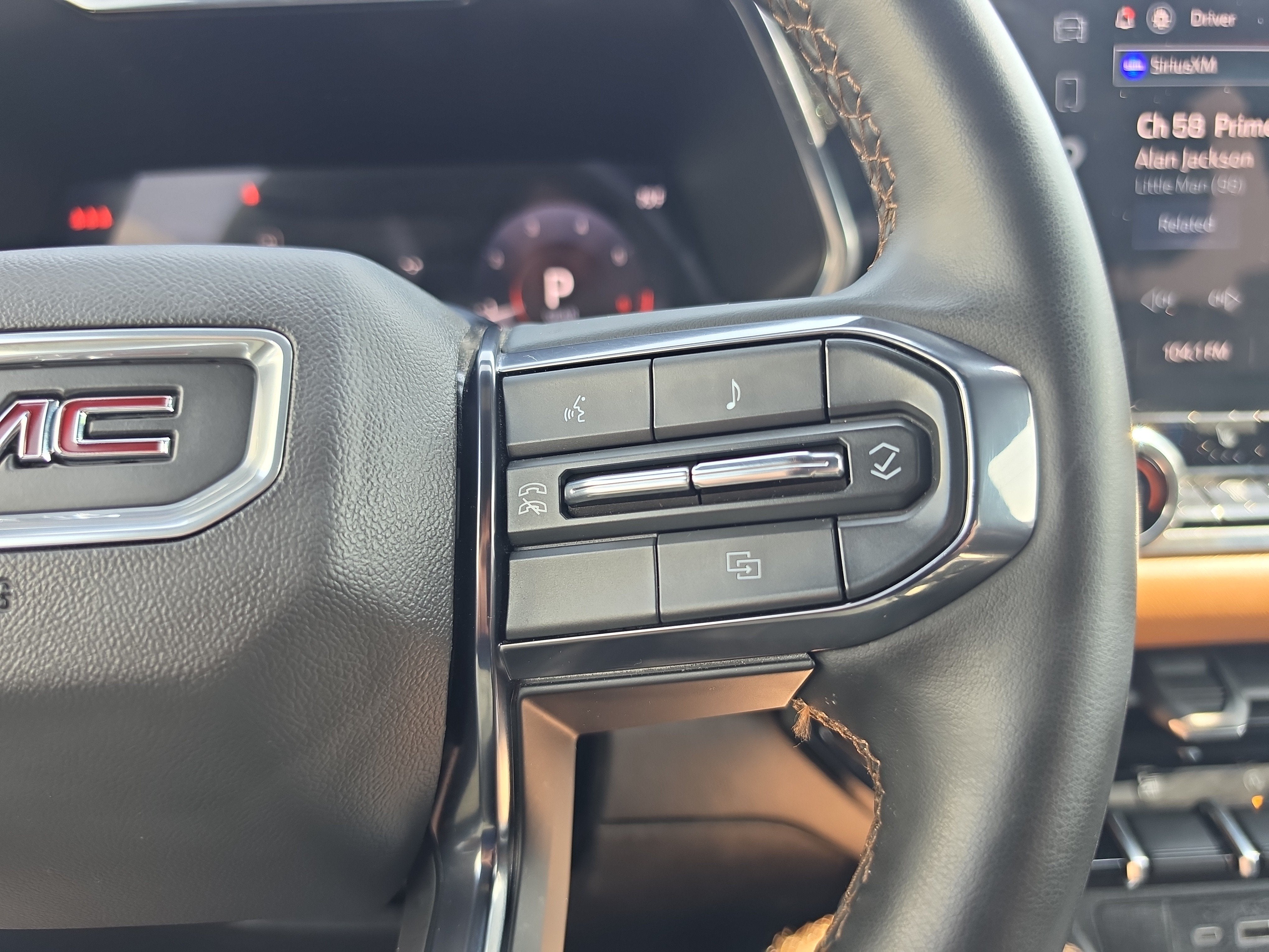 2025 GMC Canyon AT4