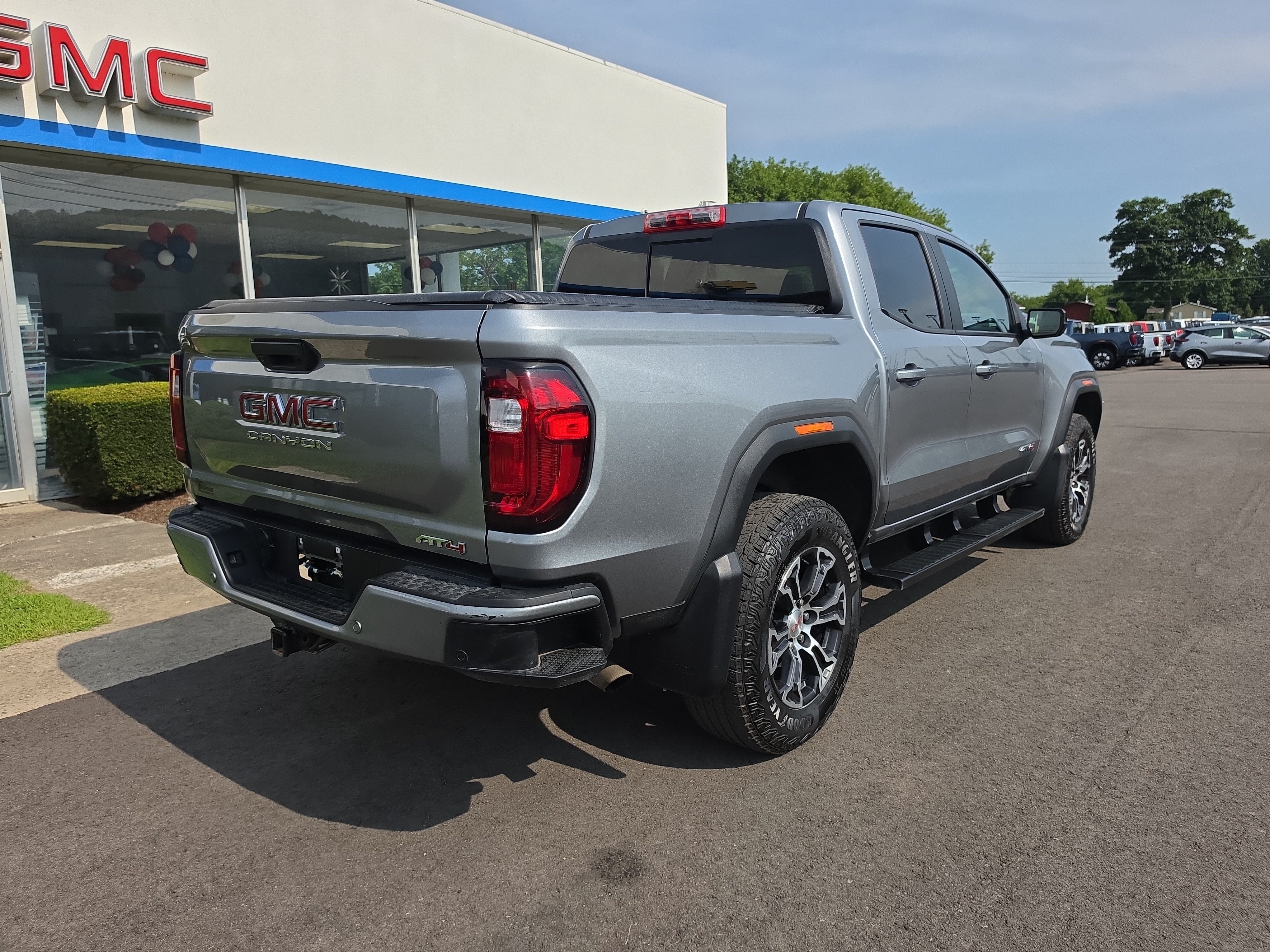 2025 GMC Canyon AT4