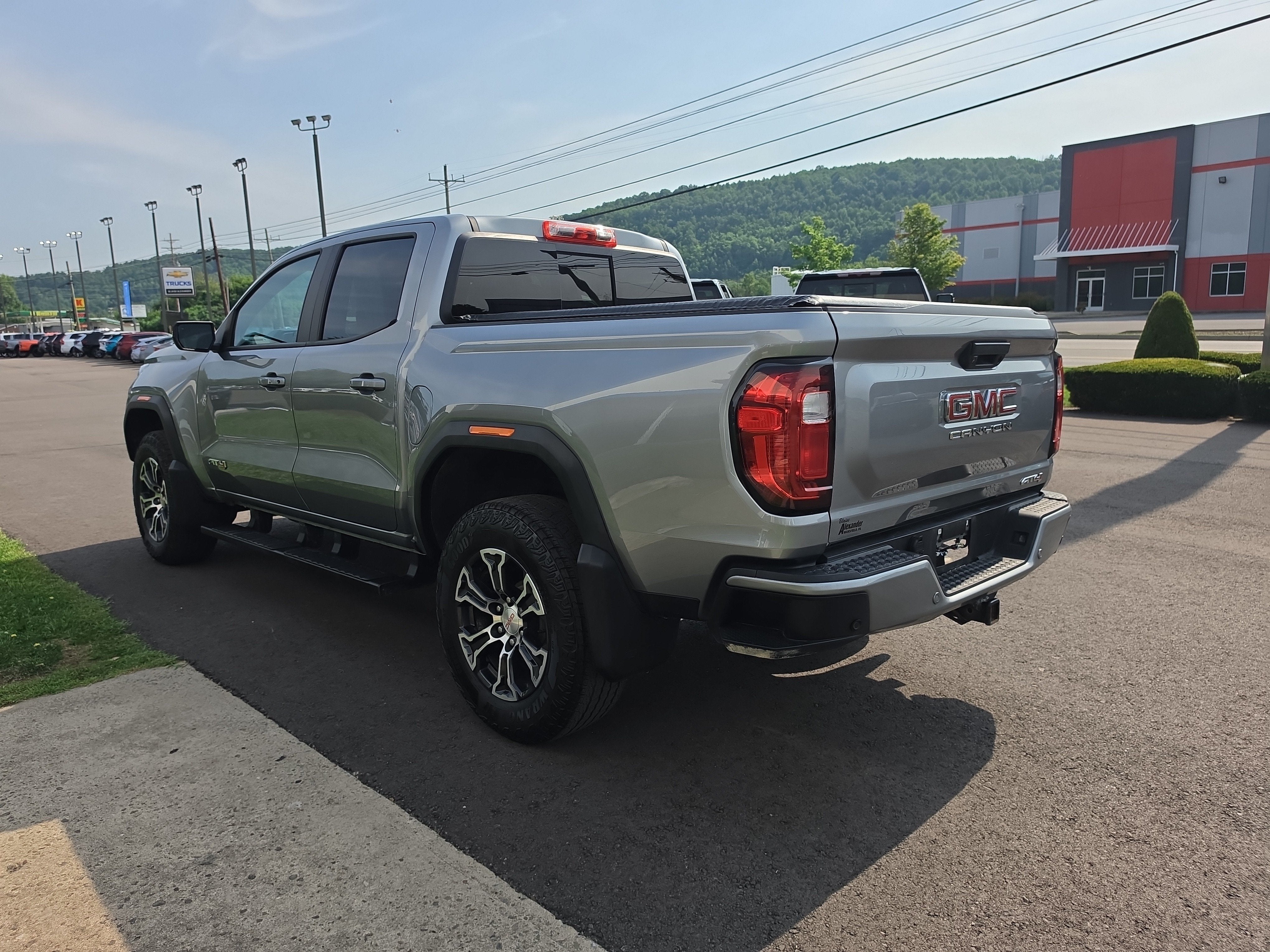 2025 GMC Canyon AT4