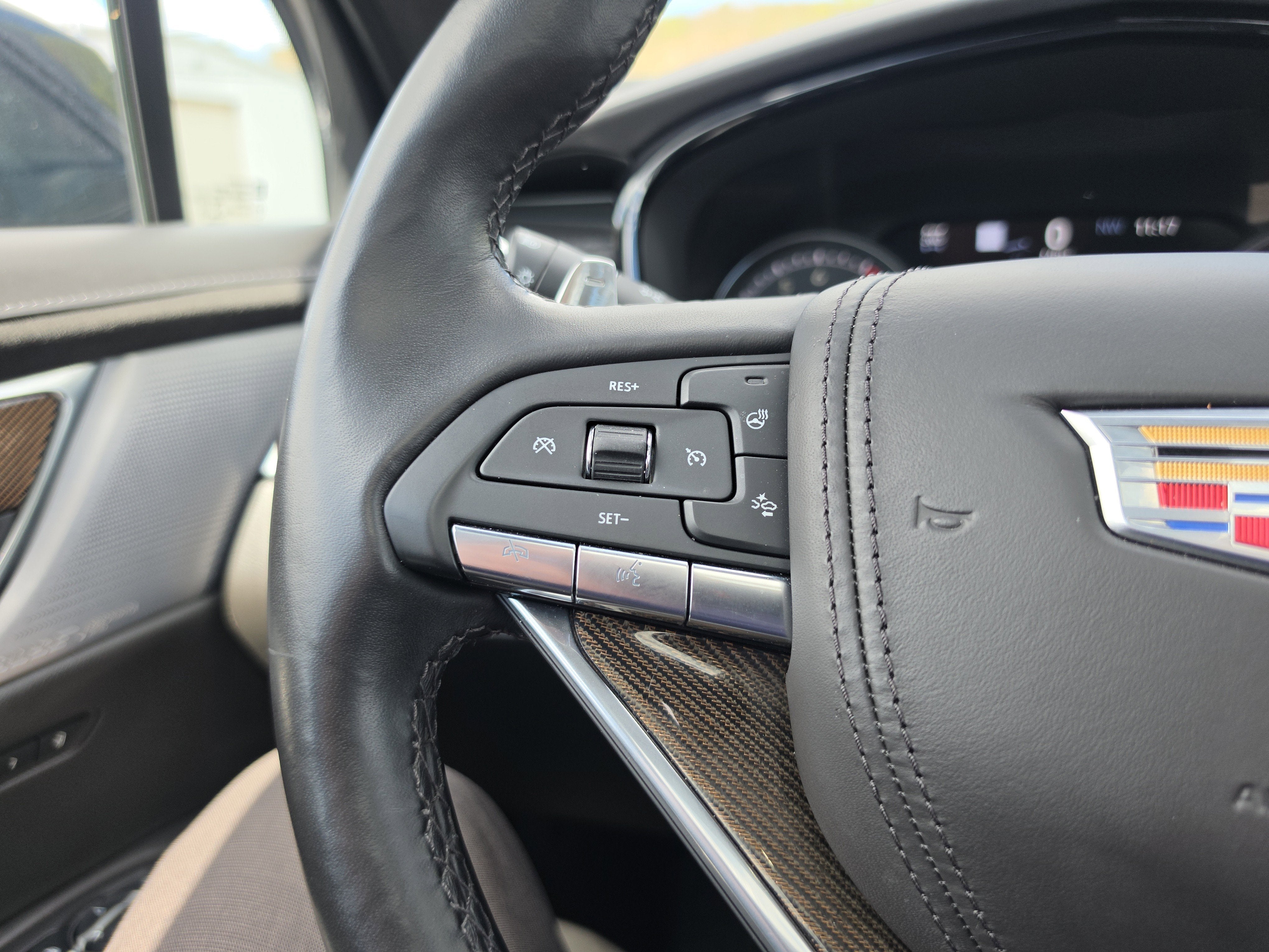 2023 Cadillac XT6 Sport