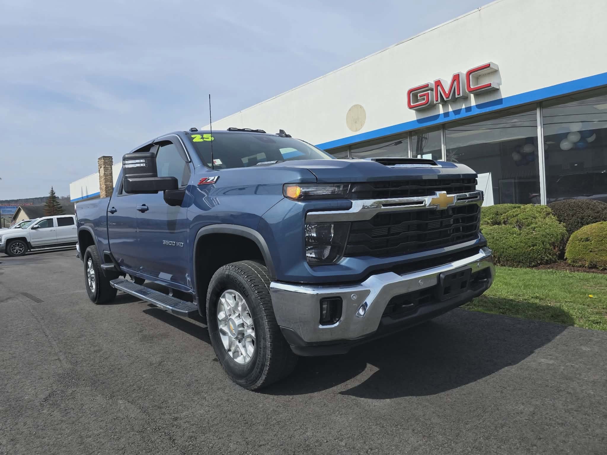2025 Chevrolet Silverado 3500 HD LT