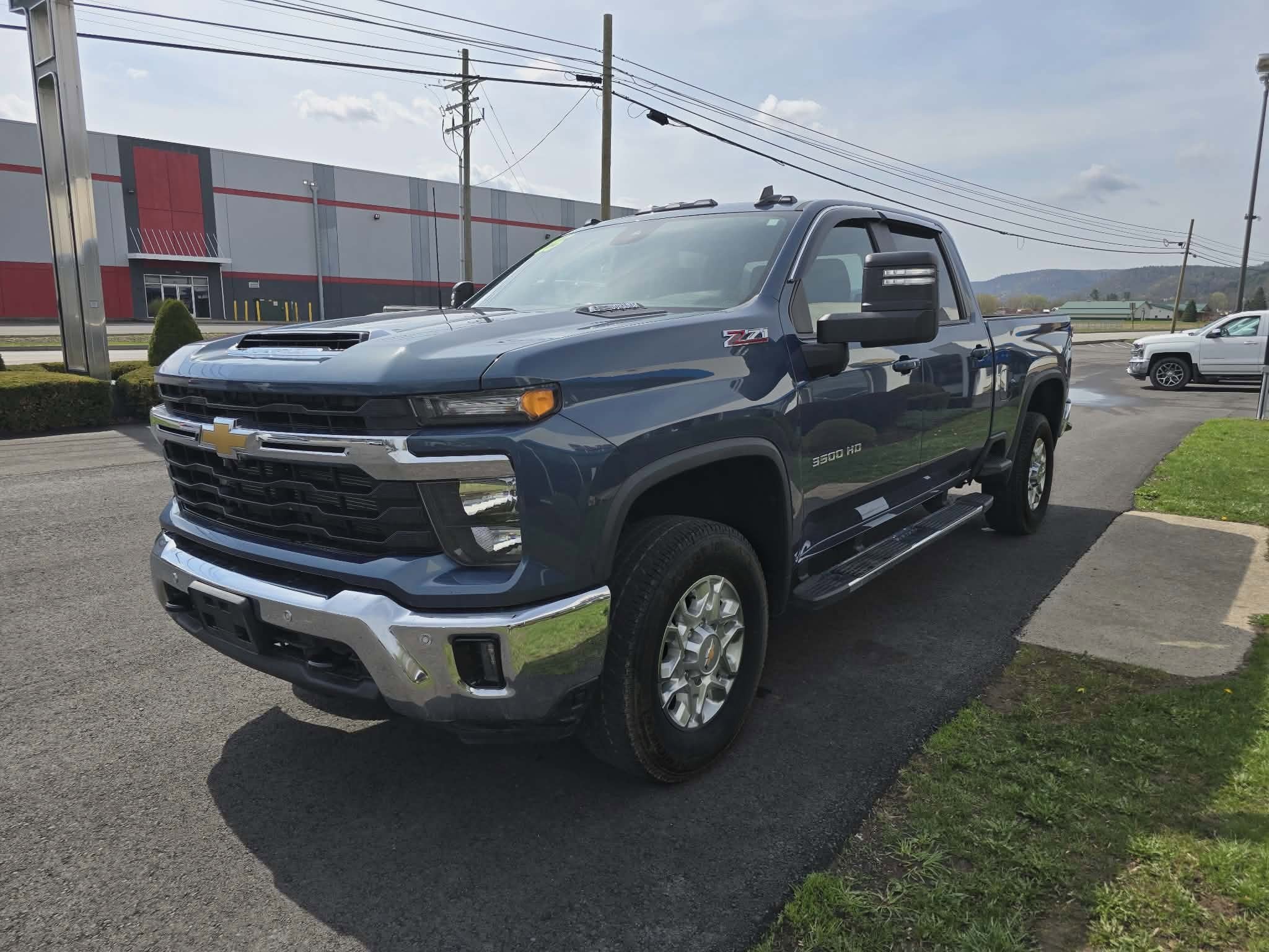 2025 Chevrolet Silverado 3500 HD LT