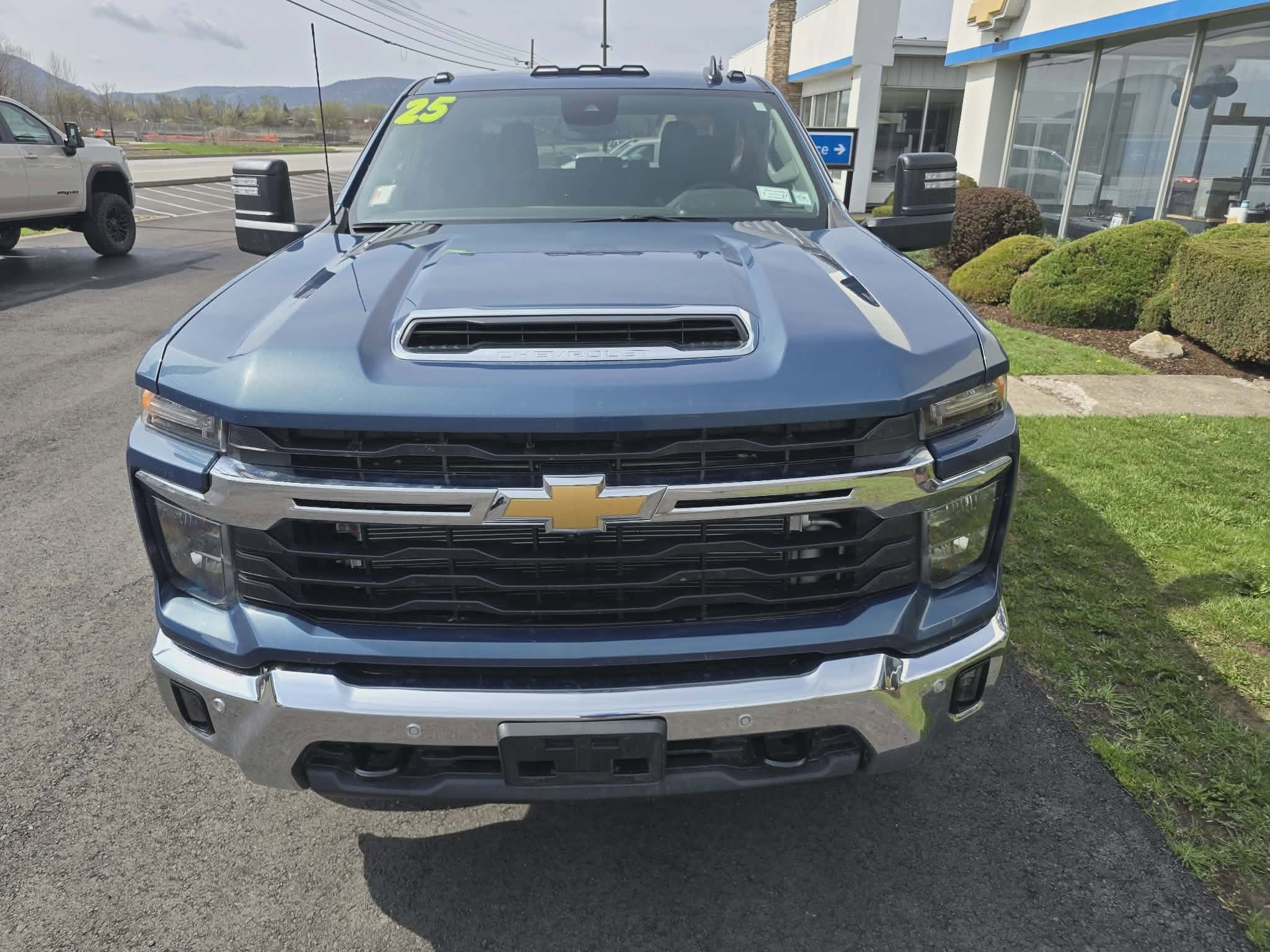 2025 Chevrolet Silverado 3500 HD LT