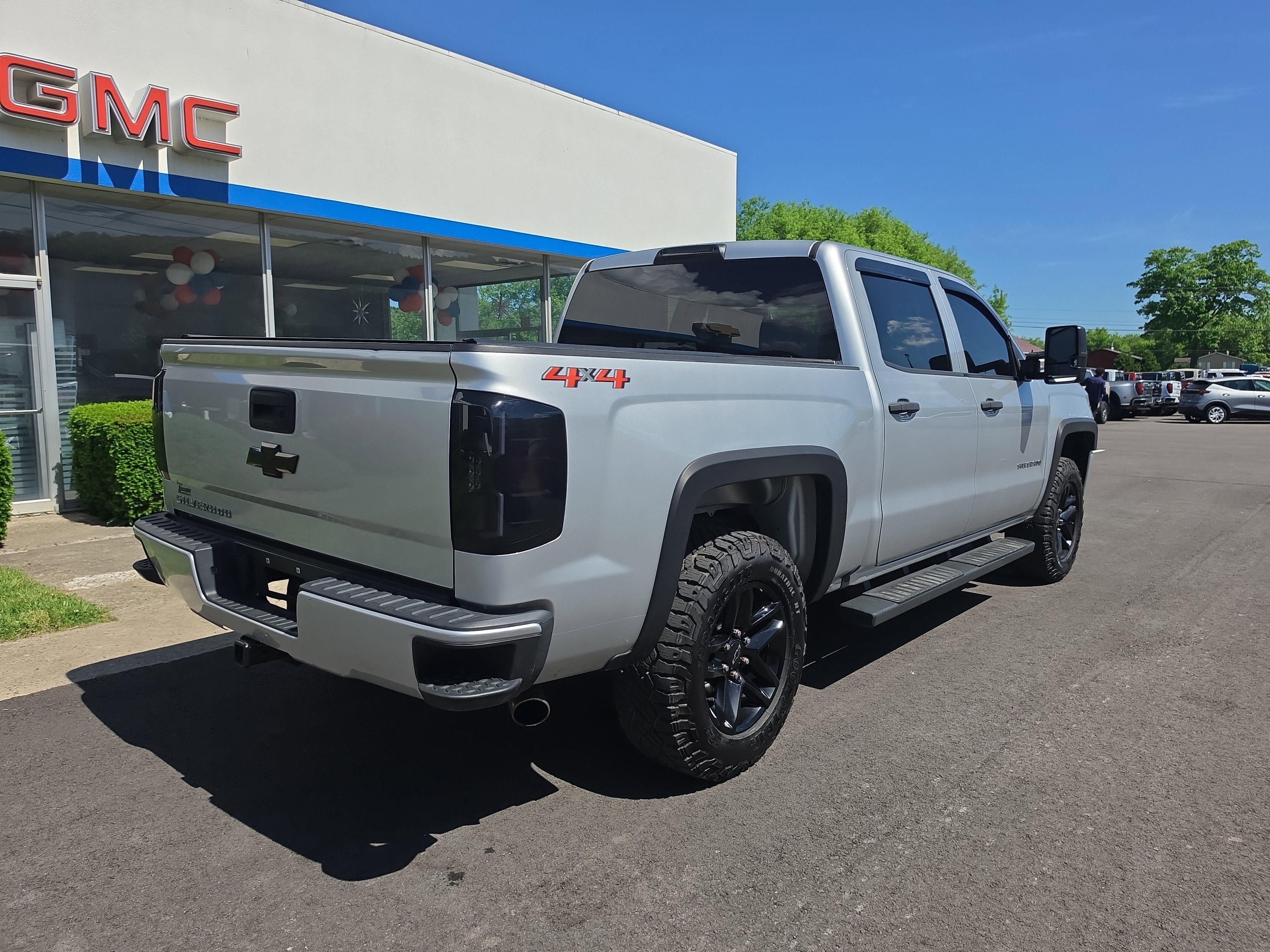 2018 Chevrolet Silverado 1500 Custom