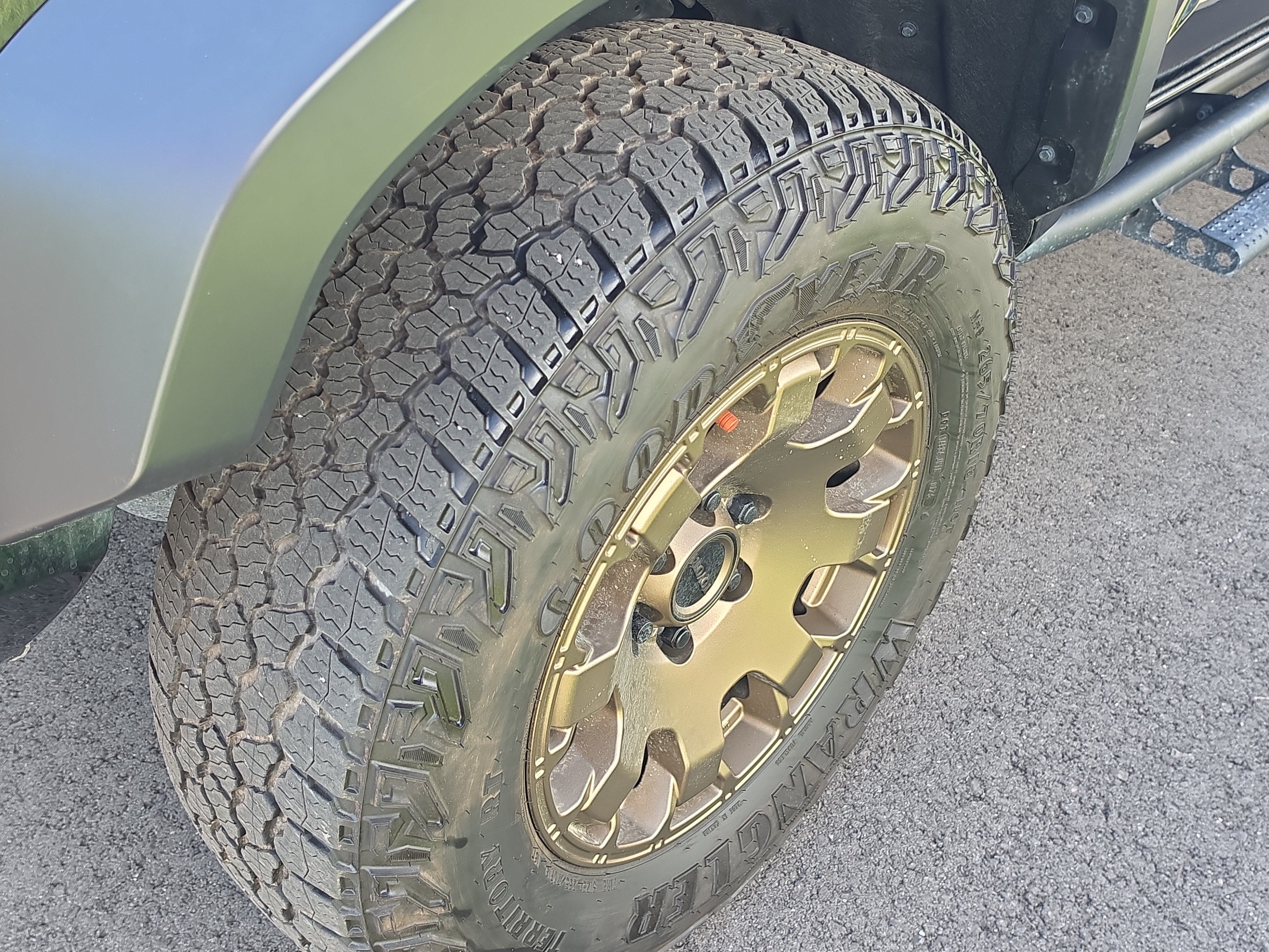 2025 Toyota Tacoma 4WD TRD Sport Hybrid