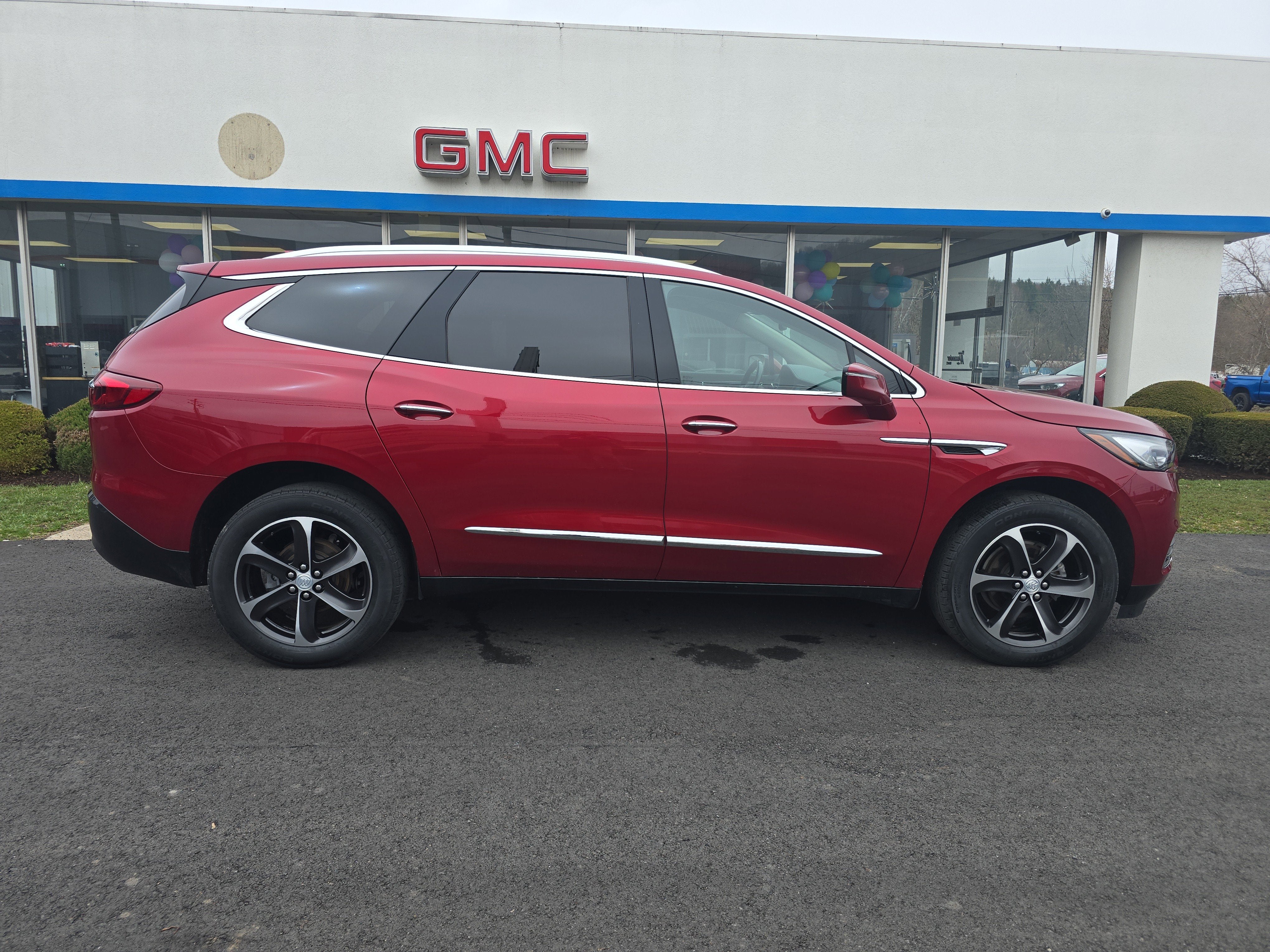 2021 Buick Enclave Essence