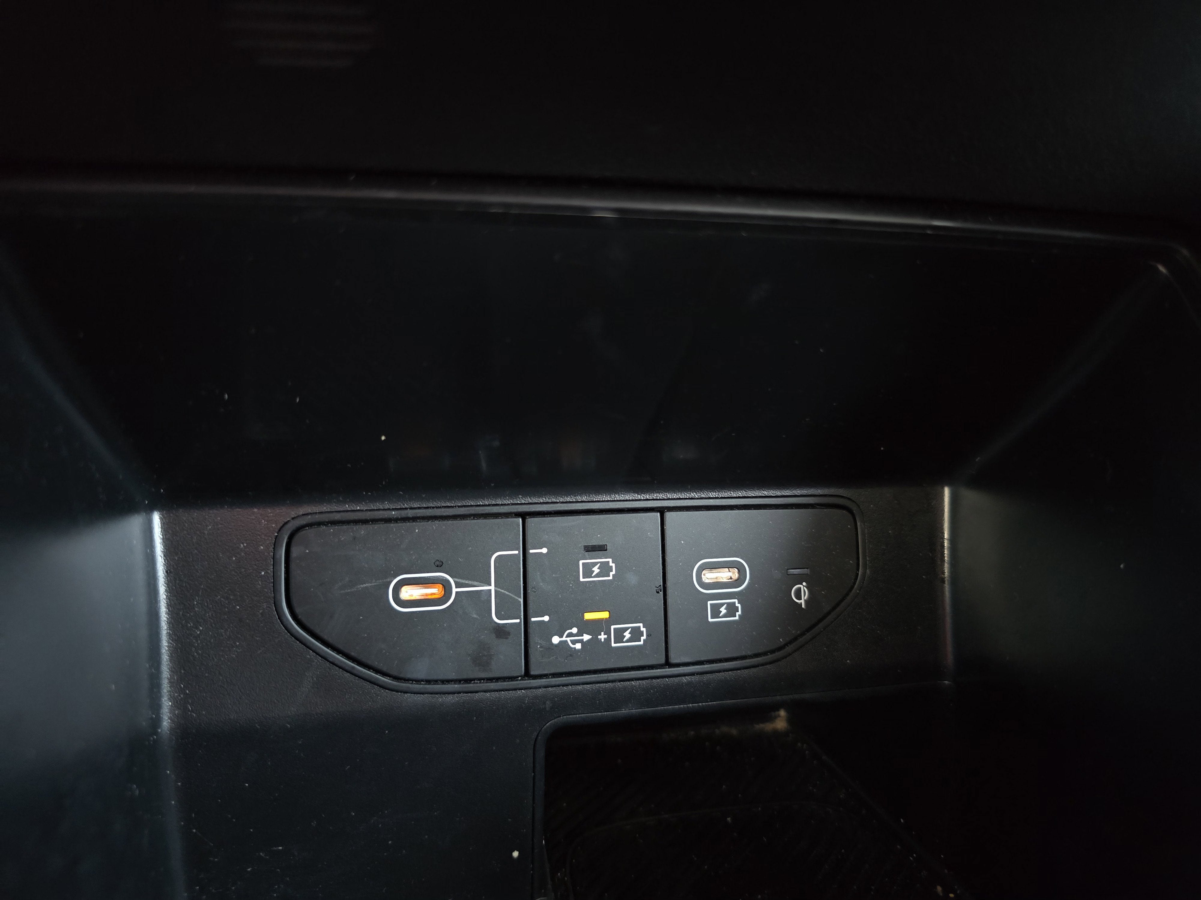 2024 Kia Sorento X-Line EX