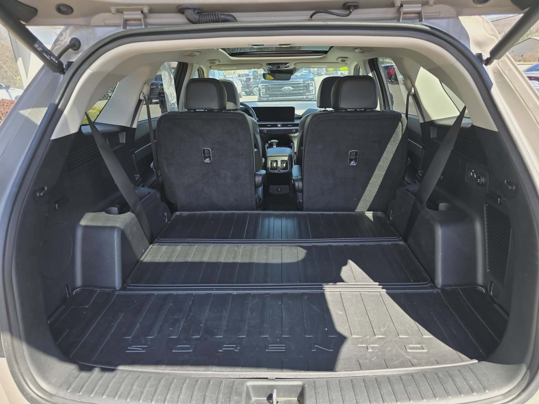 2024 Kia Sorento X-Line EX