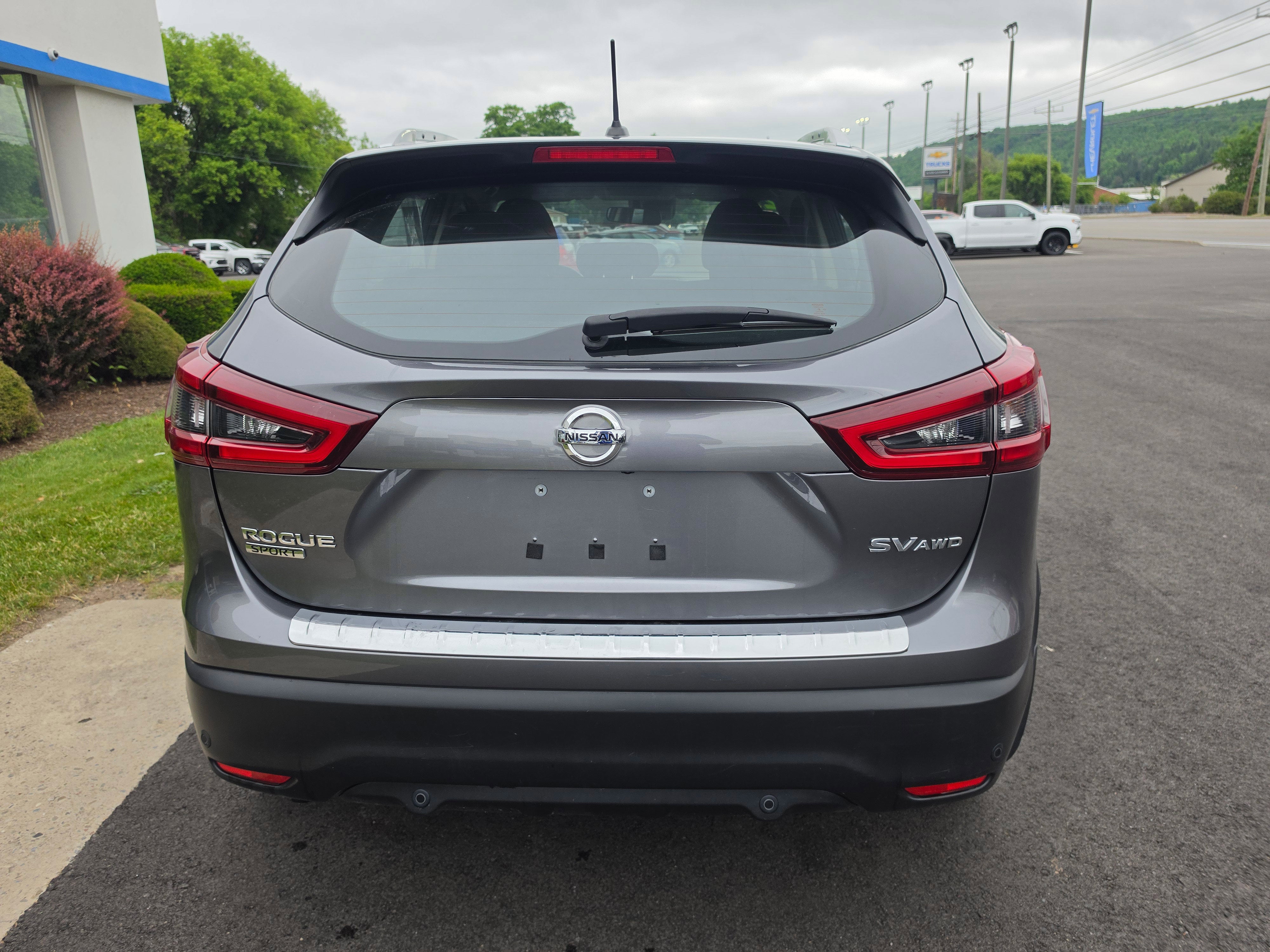 2022 Nissan Rogue Sport SV