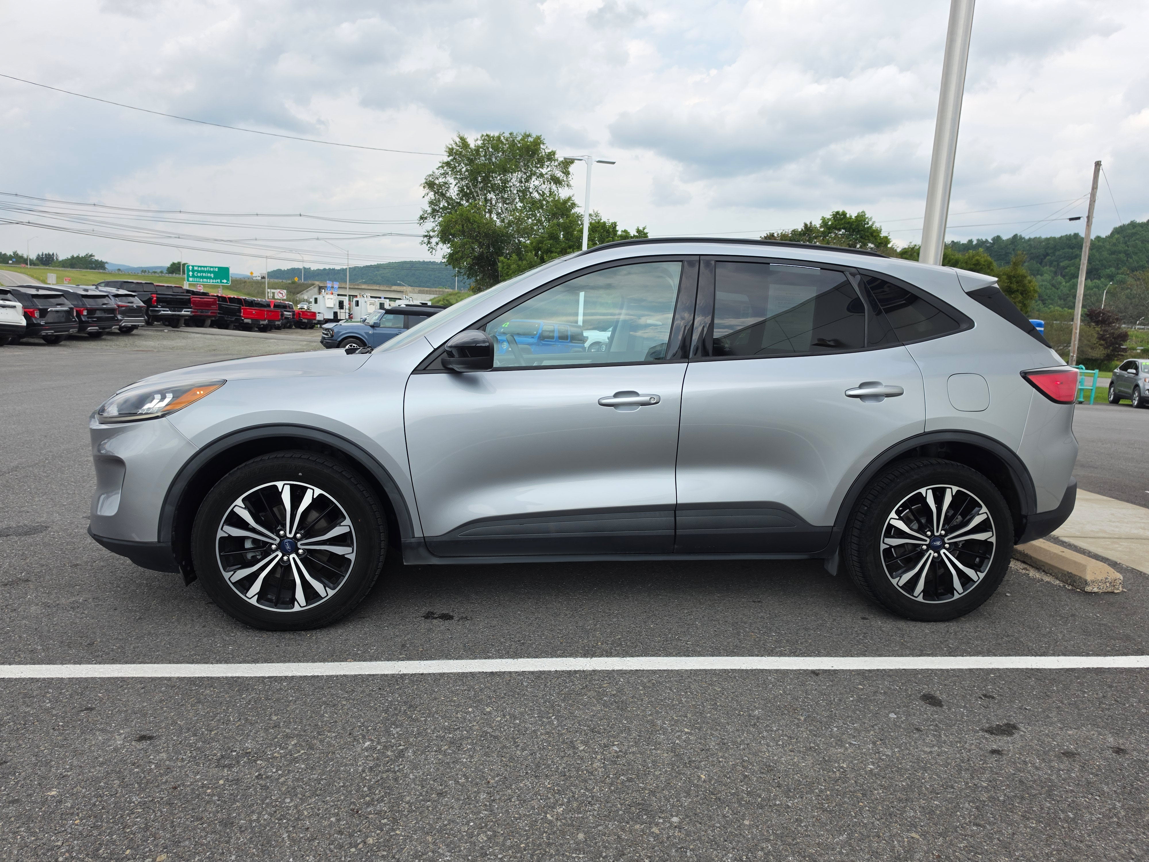 2021 Ford Escape SE