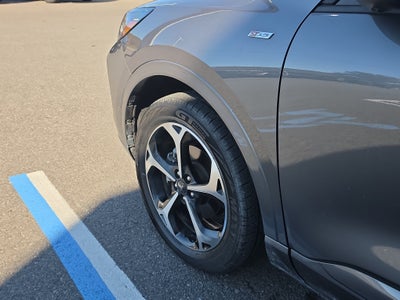 2024 Ford Escape ST-Line Elite