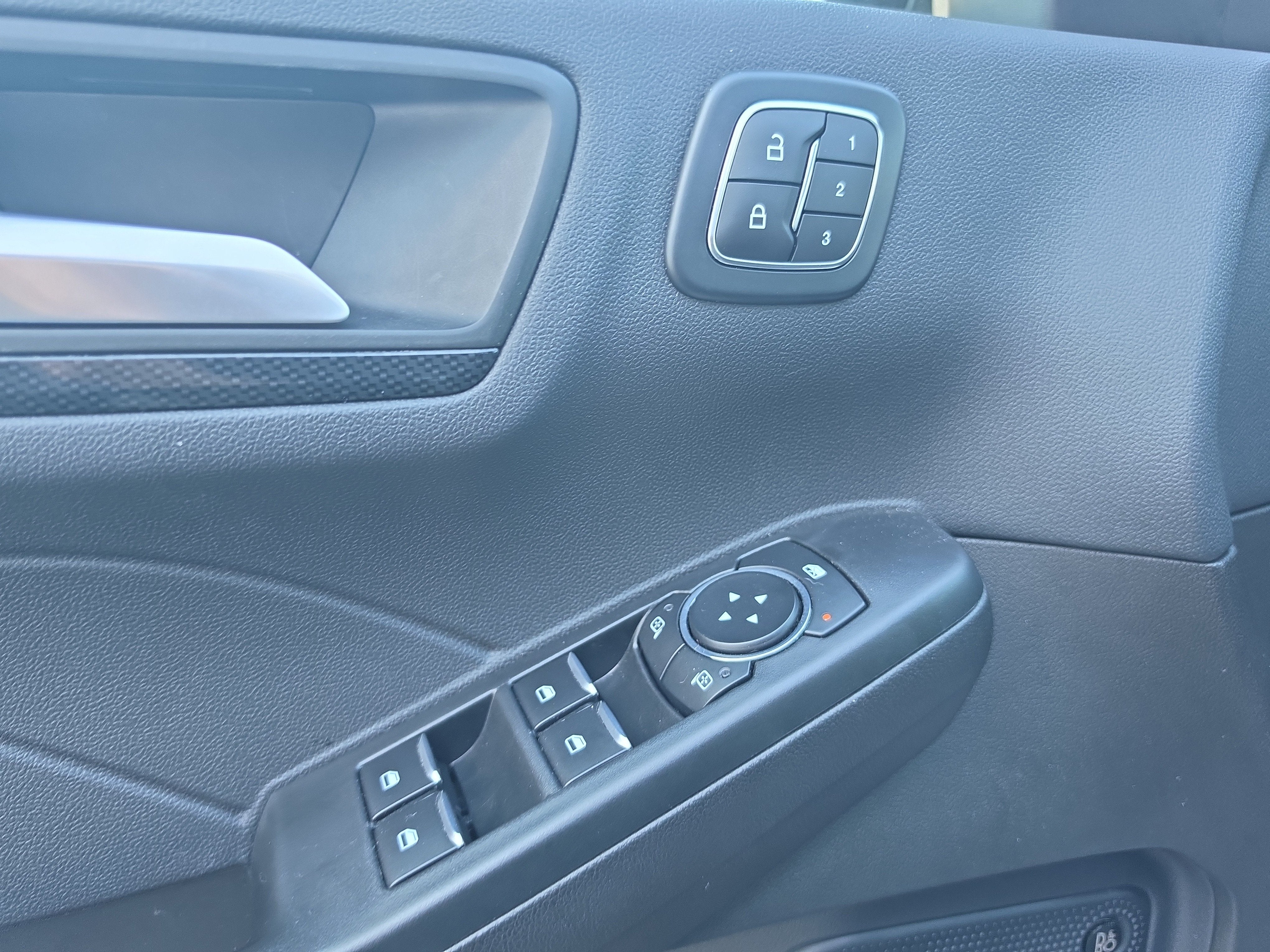 2024 Ford Escape ST-Line Elite