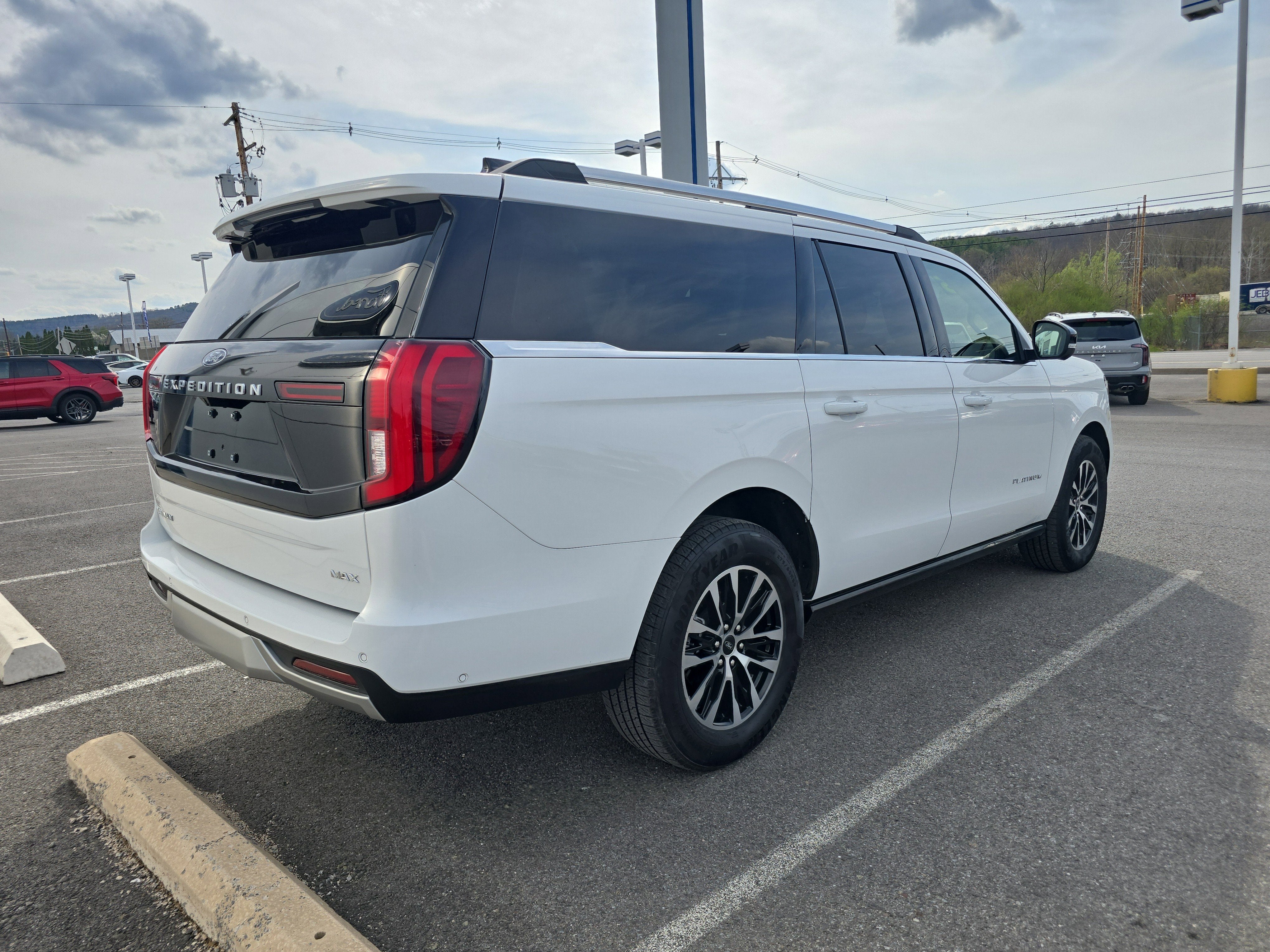 2025 Ford Expedition Max Platinum
