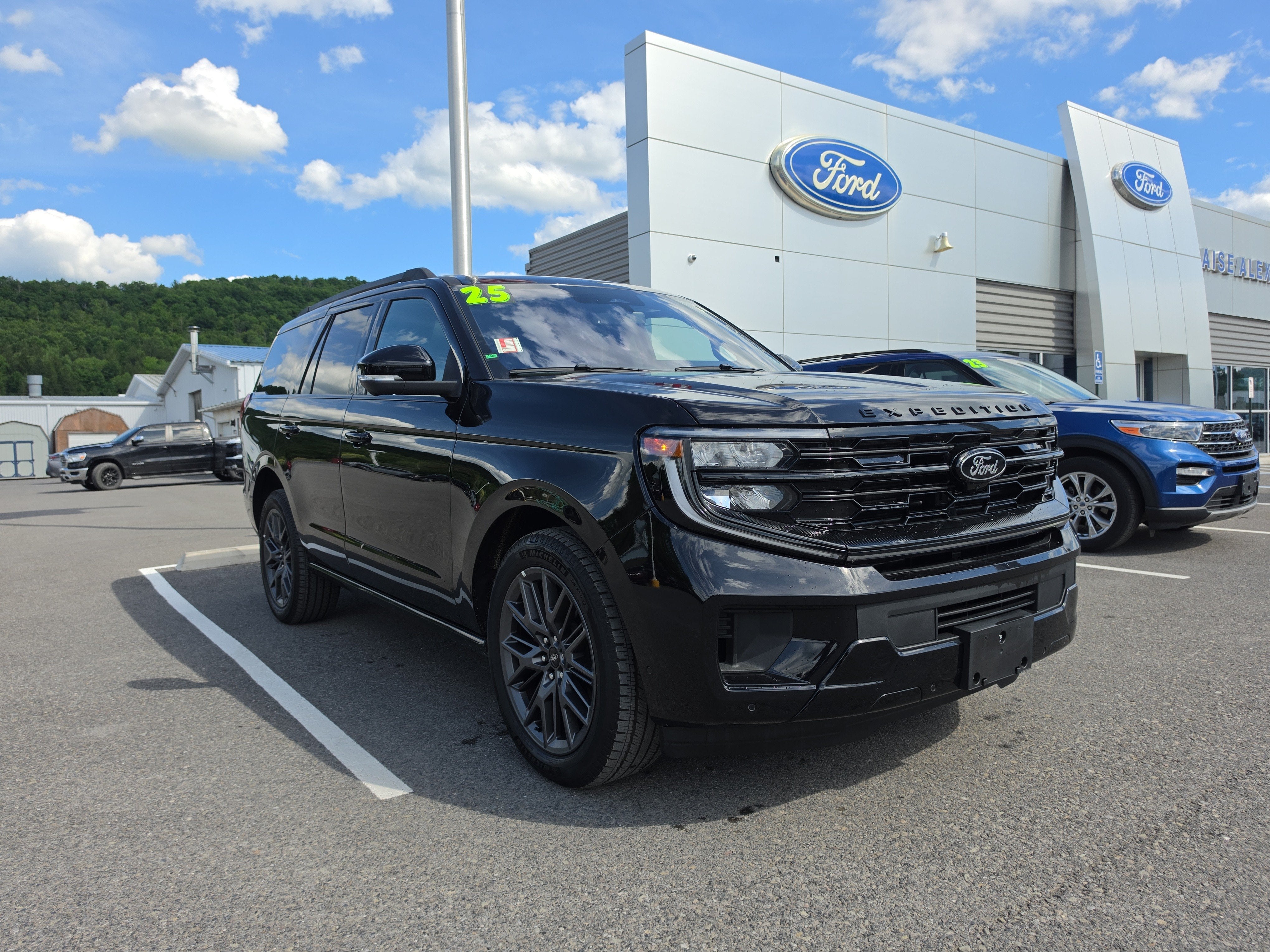 2025 Ford Expedition Platinum