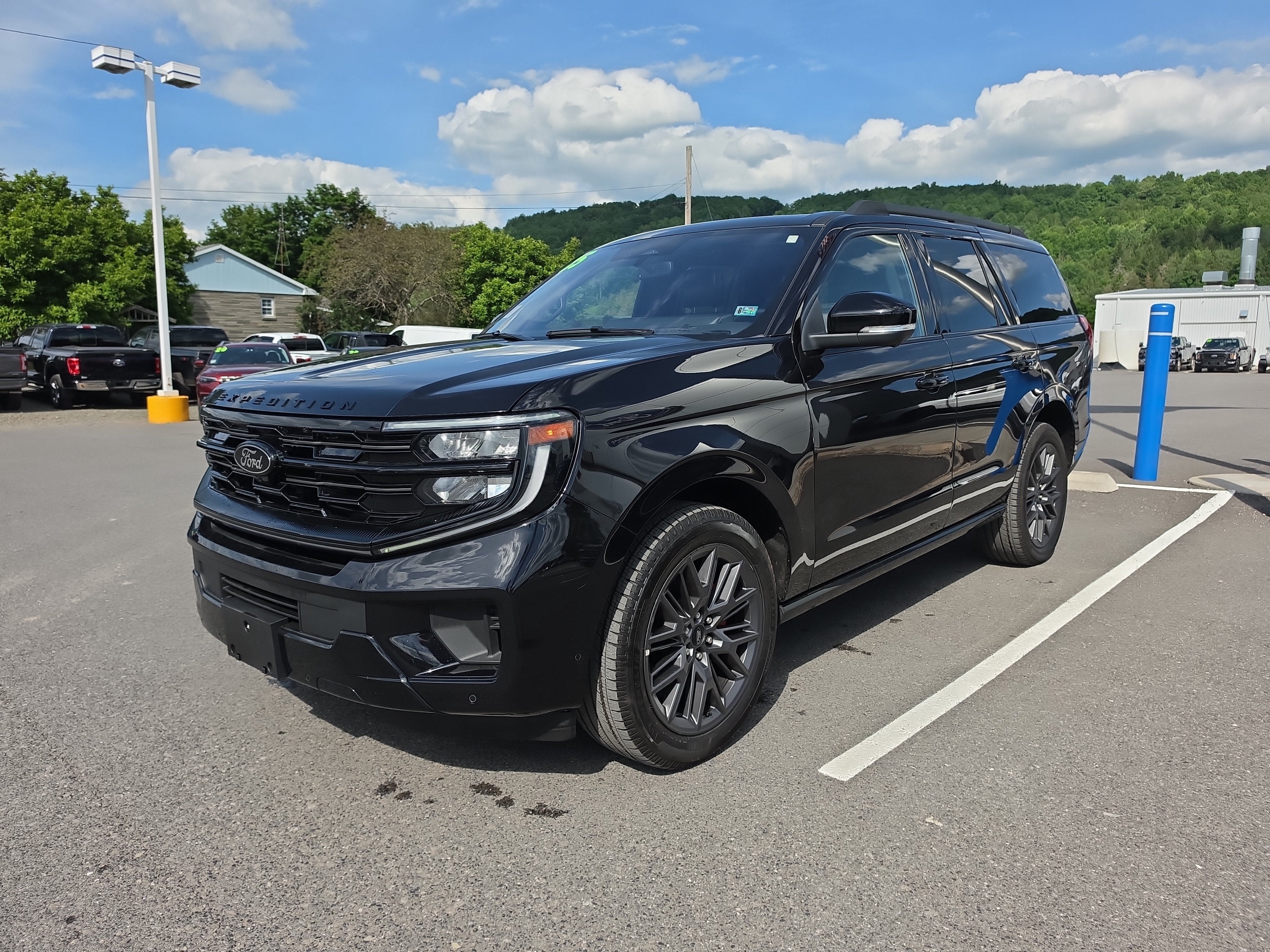 2025 Ford Expedition Platinum