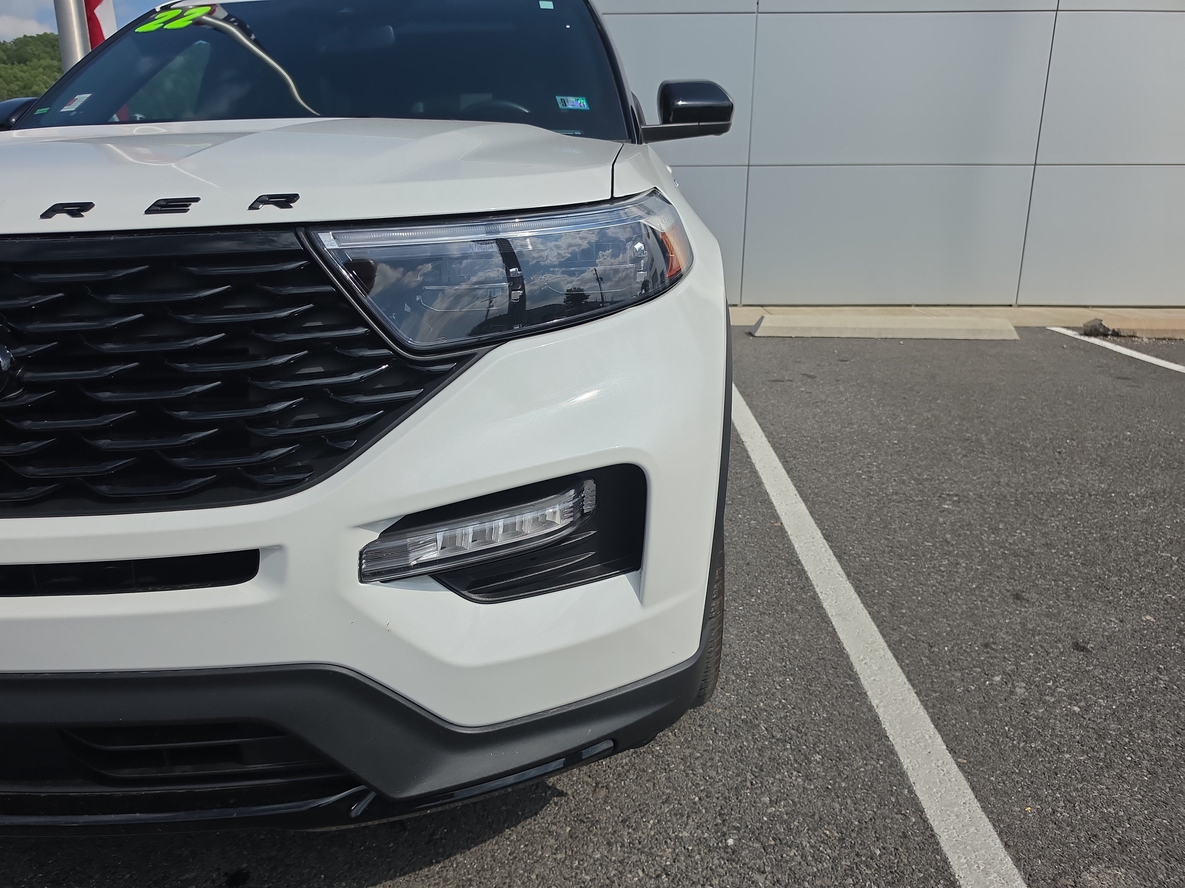 2022 Ford Explorer ST-Line