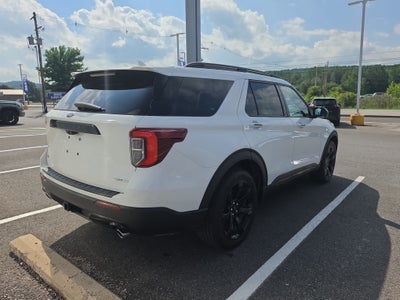 2022 Ford Explorer ST-Line