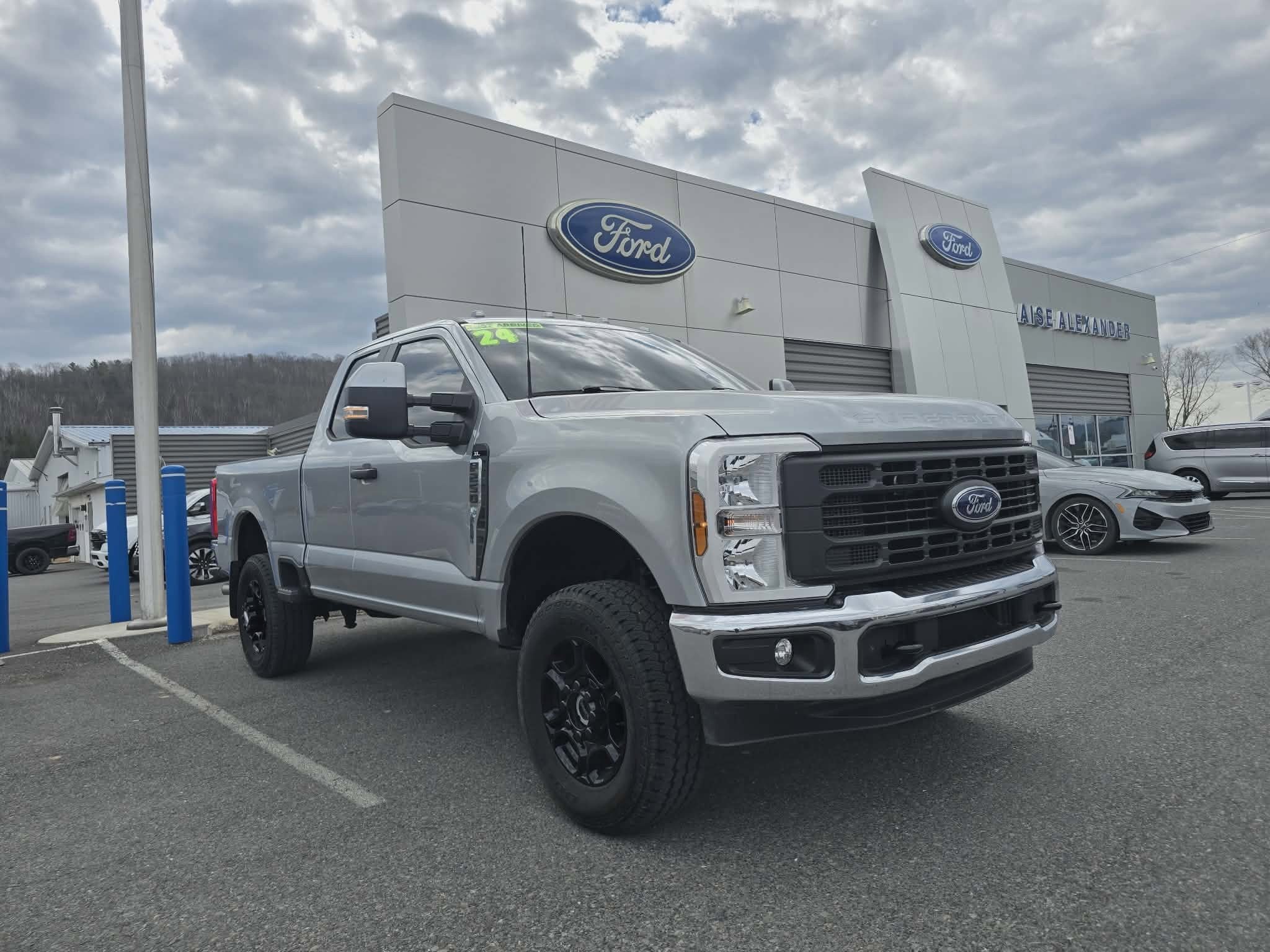 2024 Ford Super Duty F-250 SRW XL