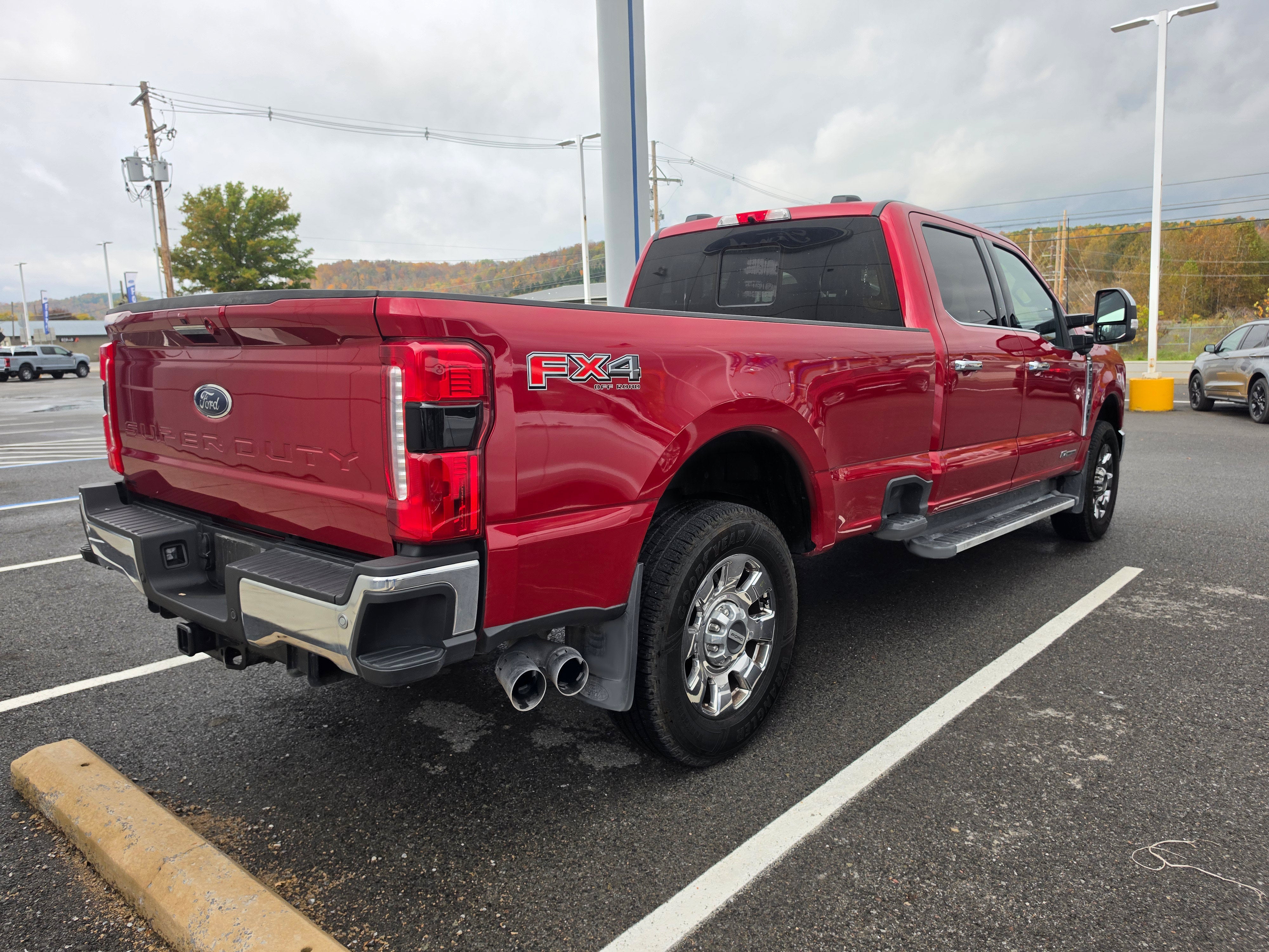 2023 Ford Super Duty F-250 SRW LARIAT