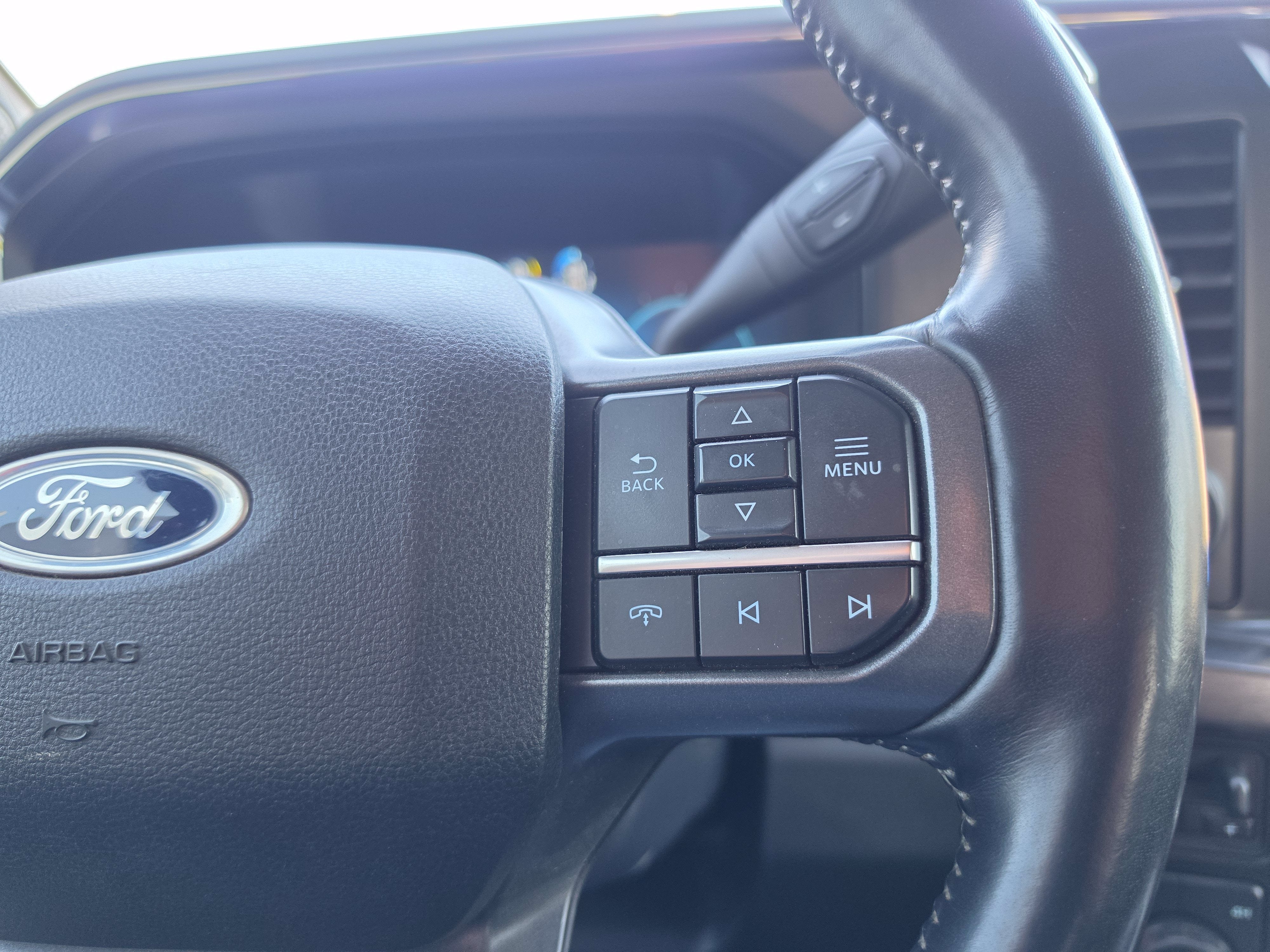 2023 Ford Super Duty F-350 SRW LARIAT