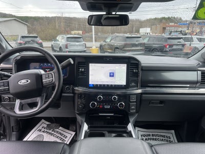 2025 Ford Super Duty F-350 DRW LARIAT
