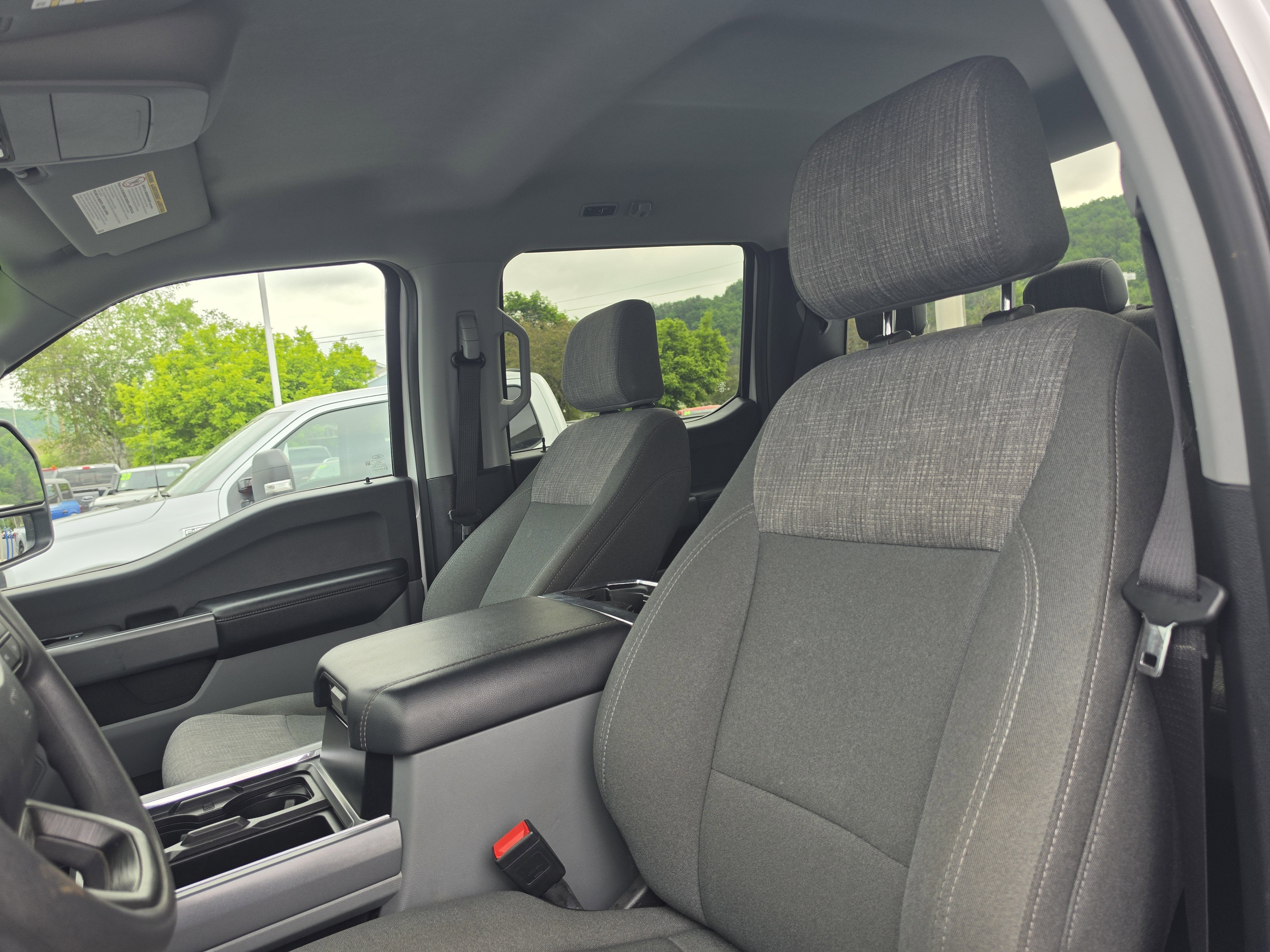2024 Ford Super Duty F-450 DRW XLT