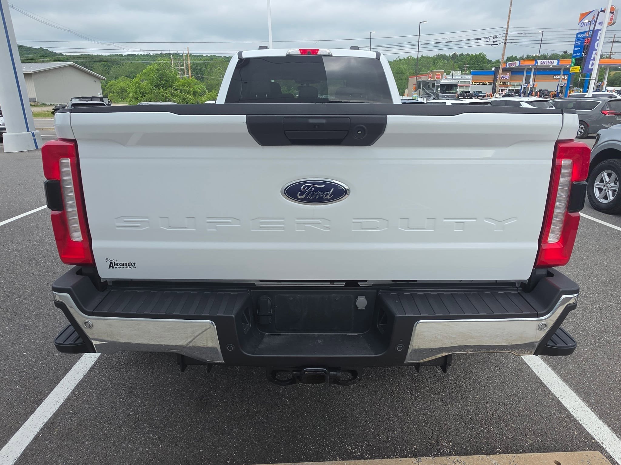 2024 Ford Super Duty F-450 DRW XLT