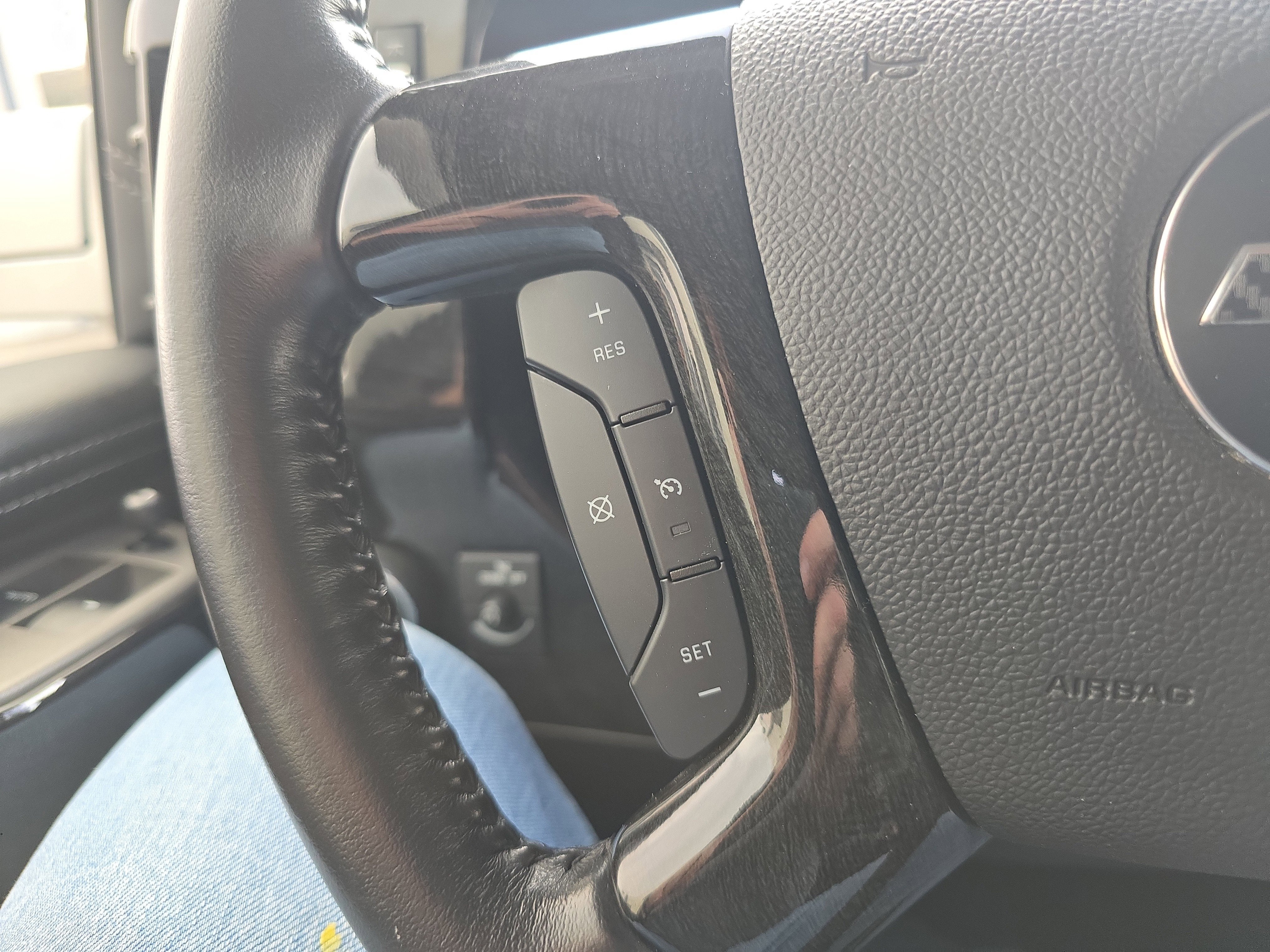 2021 Chevrolet Express Passenger LS