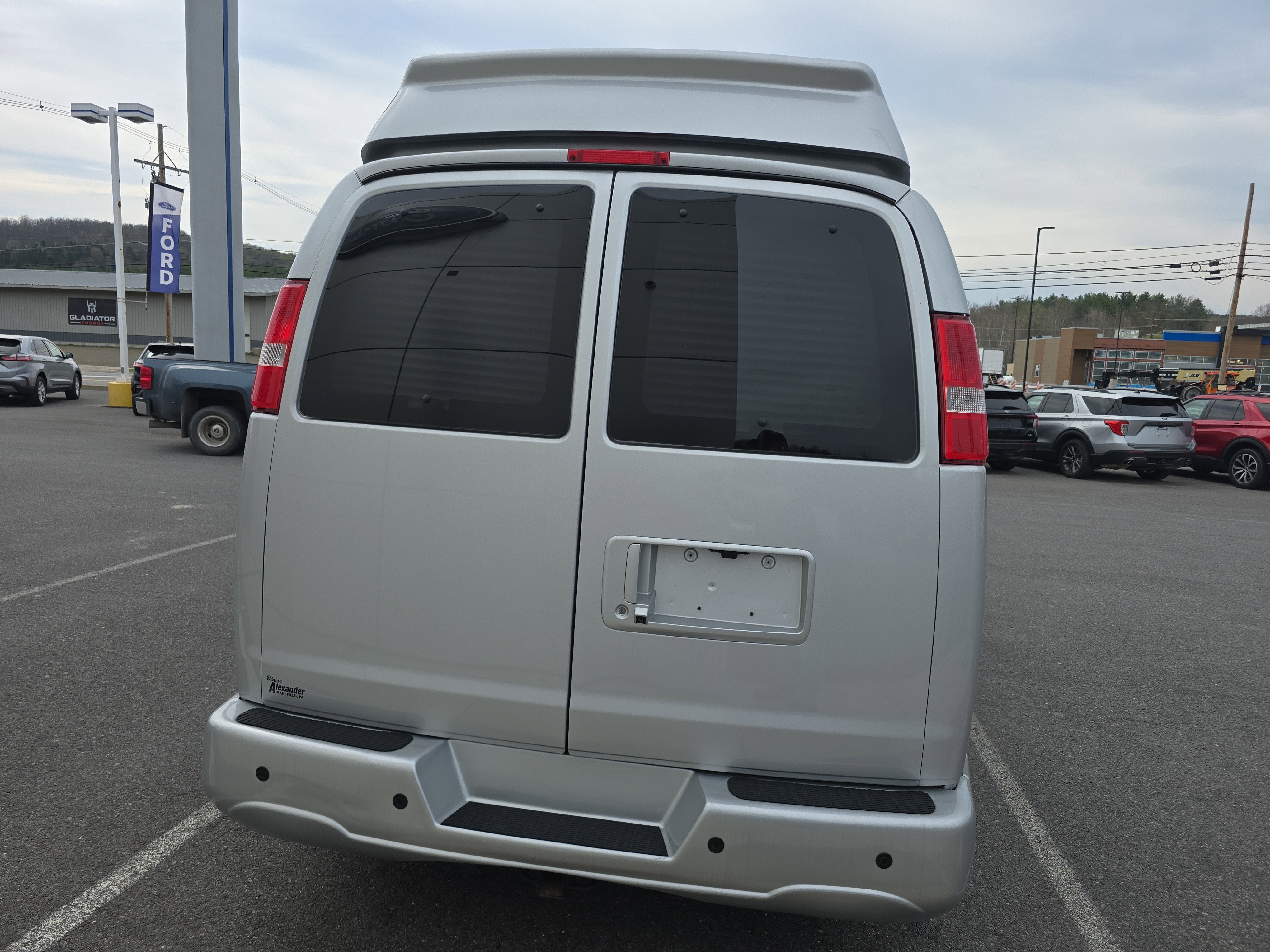 2021 Chevrolet Express Passenger LS