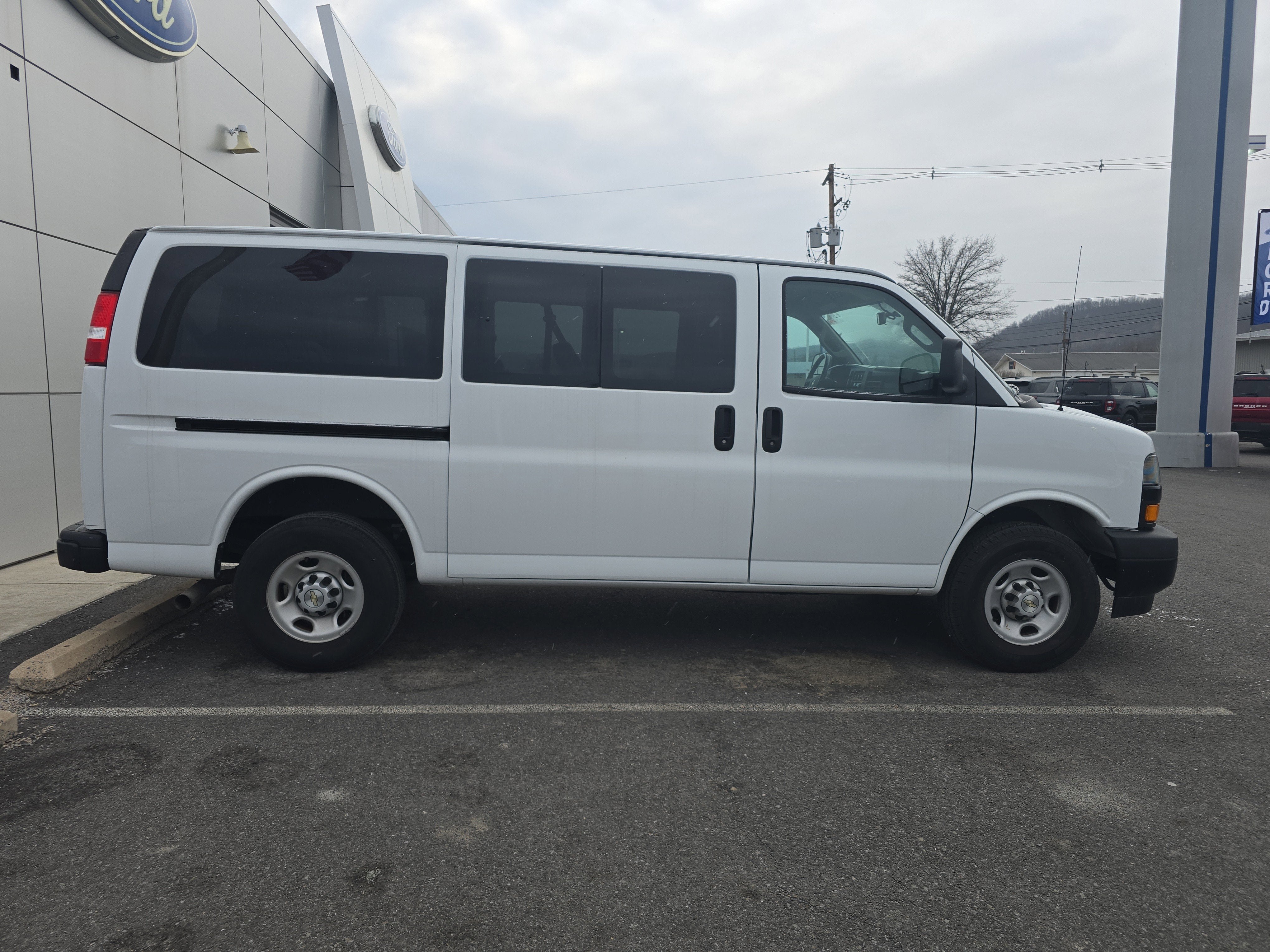 2023 Chevrolet Express Passenger LS