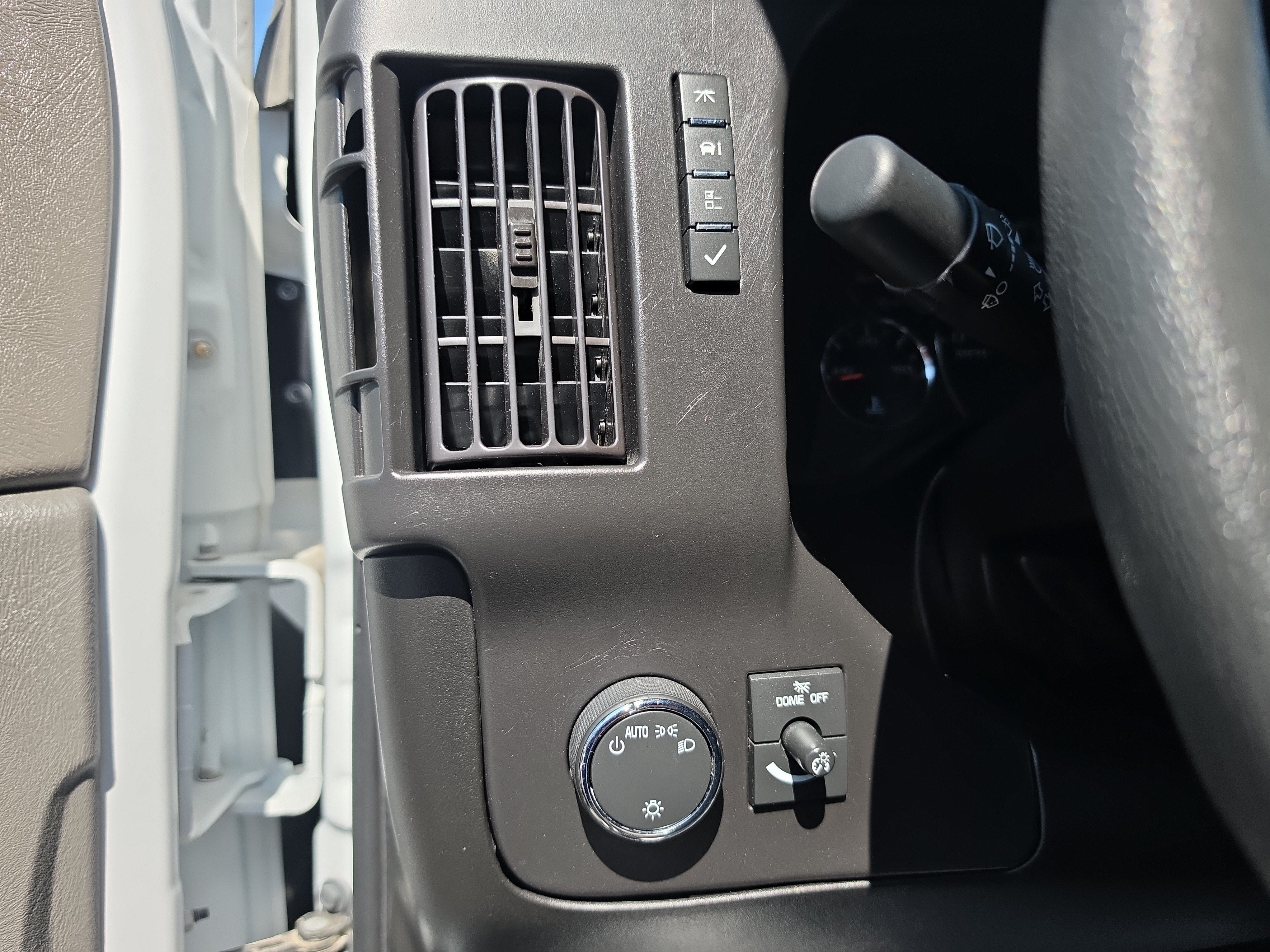 2024 Chevrolet Express Passenger LS