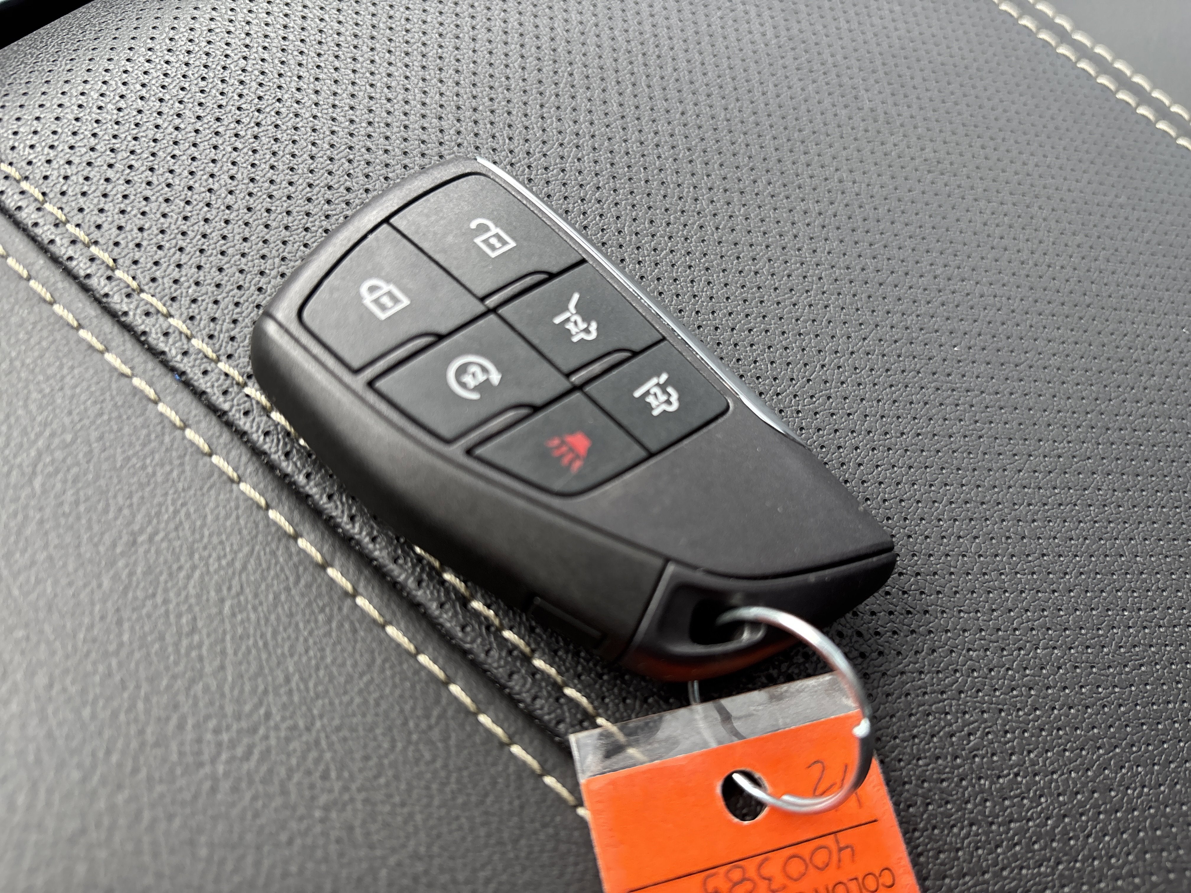 2025 GMC Yukon Elevation